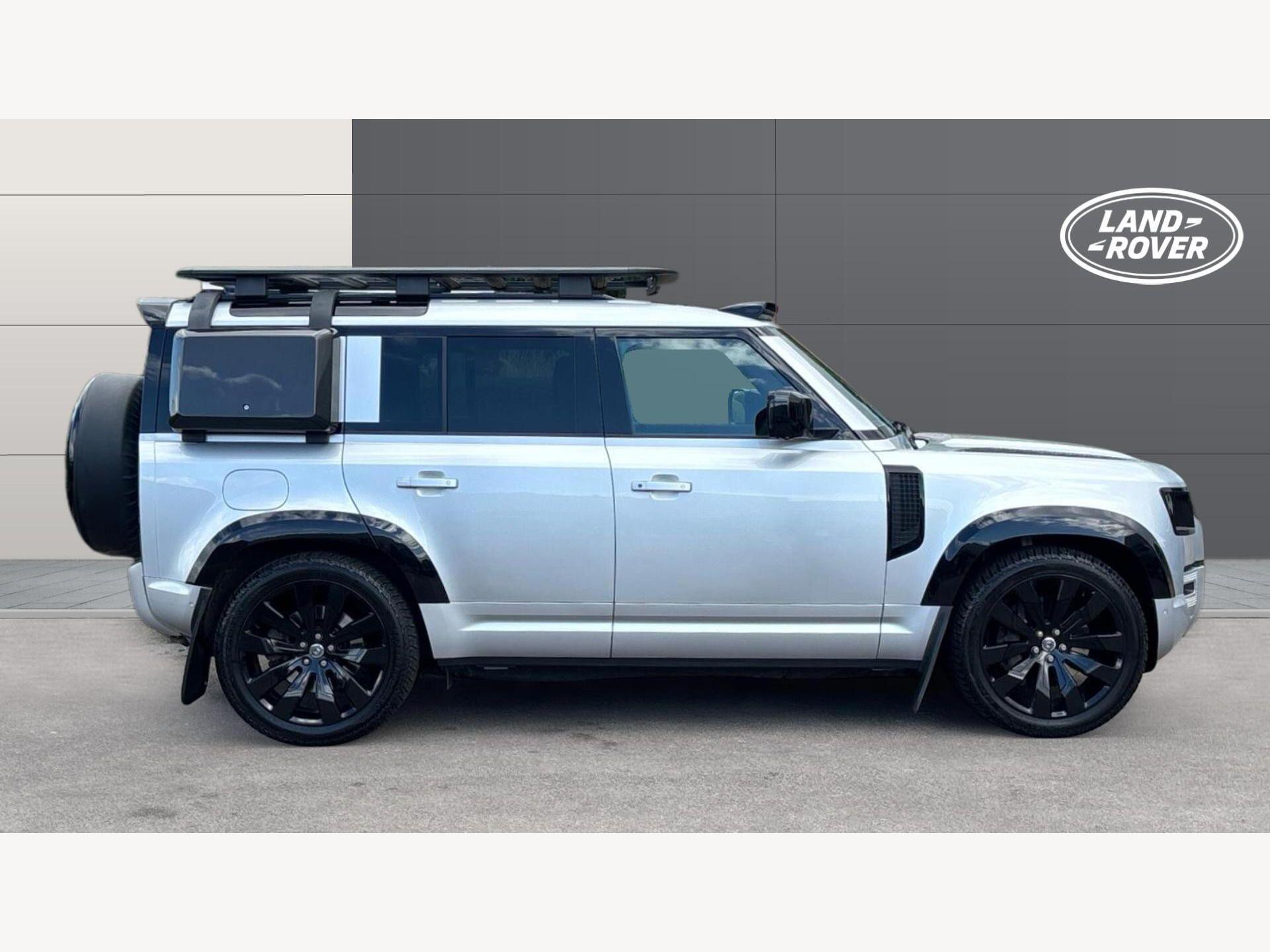 Land Rover Defender view 6