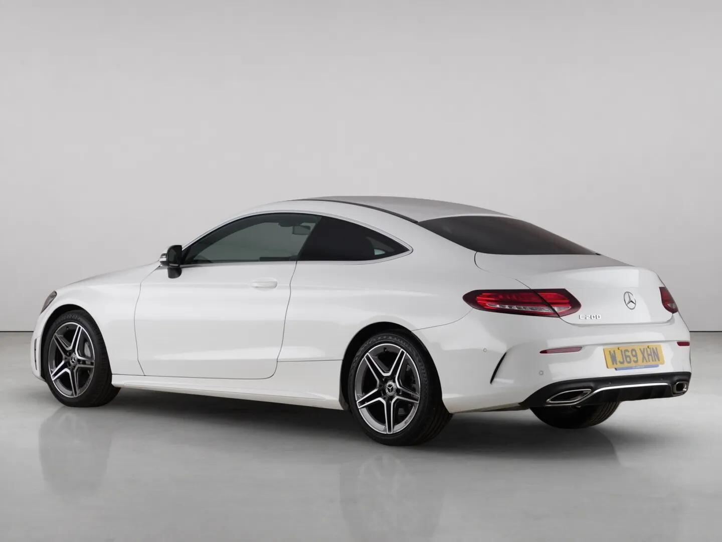 Mercedes-Benz C-Class view 8