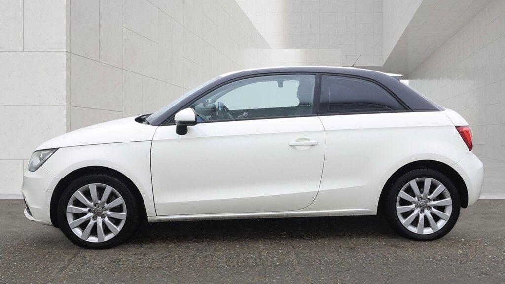 Audi A1 view 6
