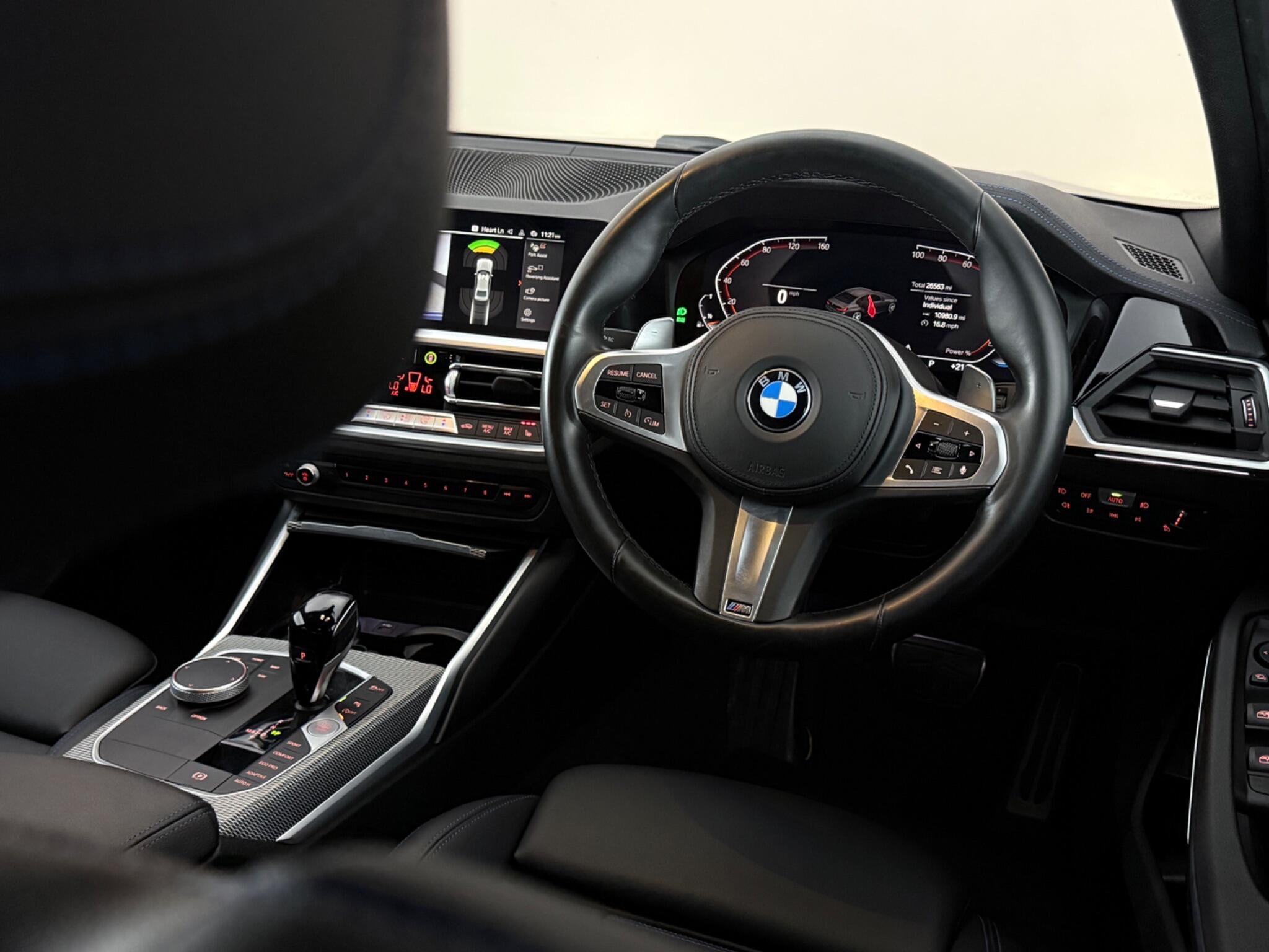 BMW 3 Series view 13