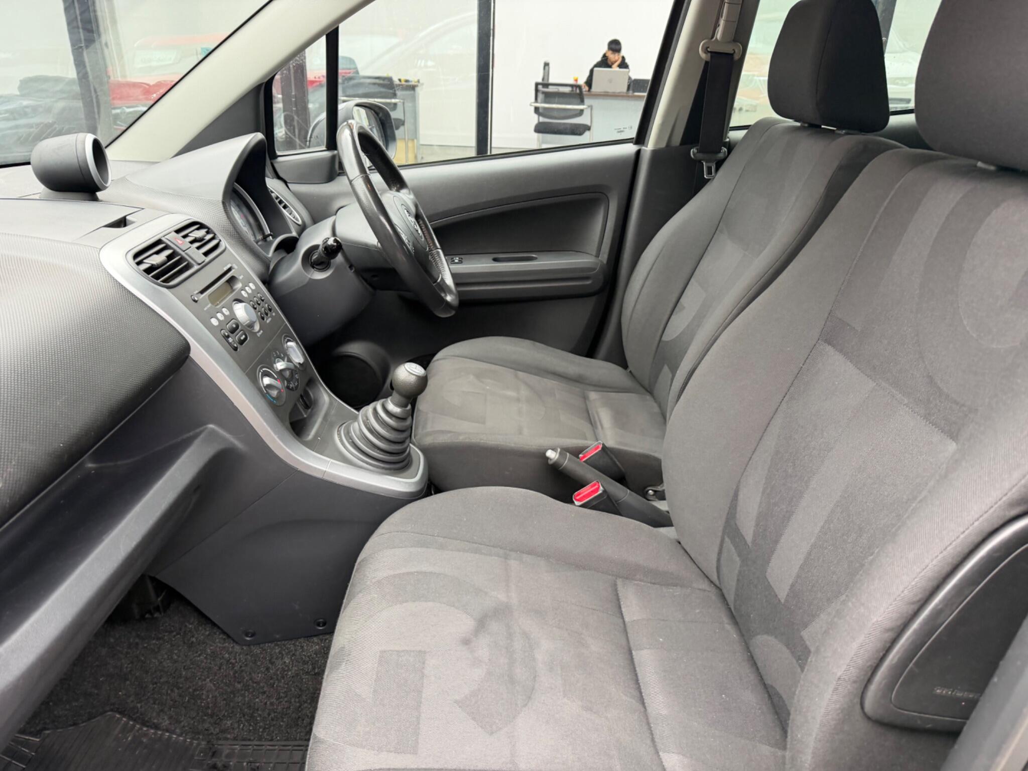 Vauxhall Agila view 49
