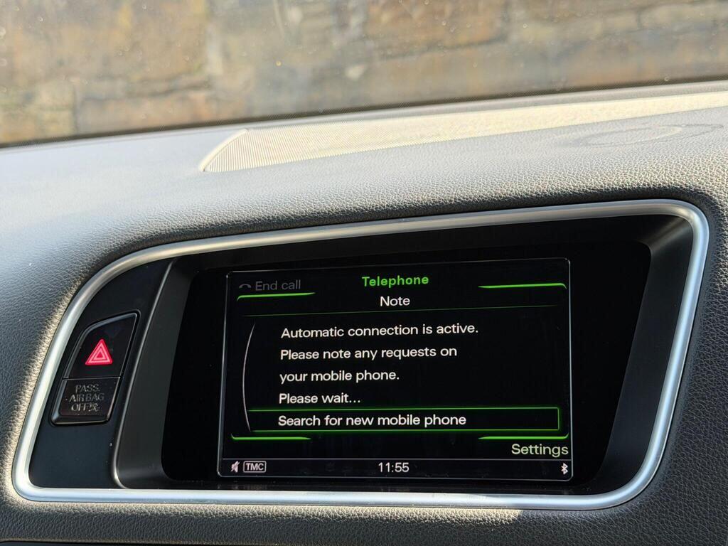 Audi SQ5 view 29