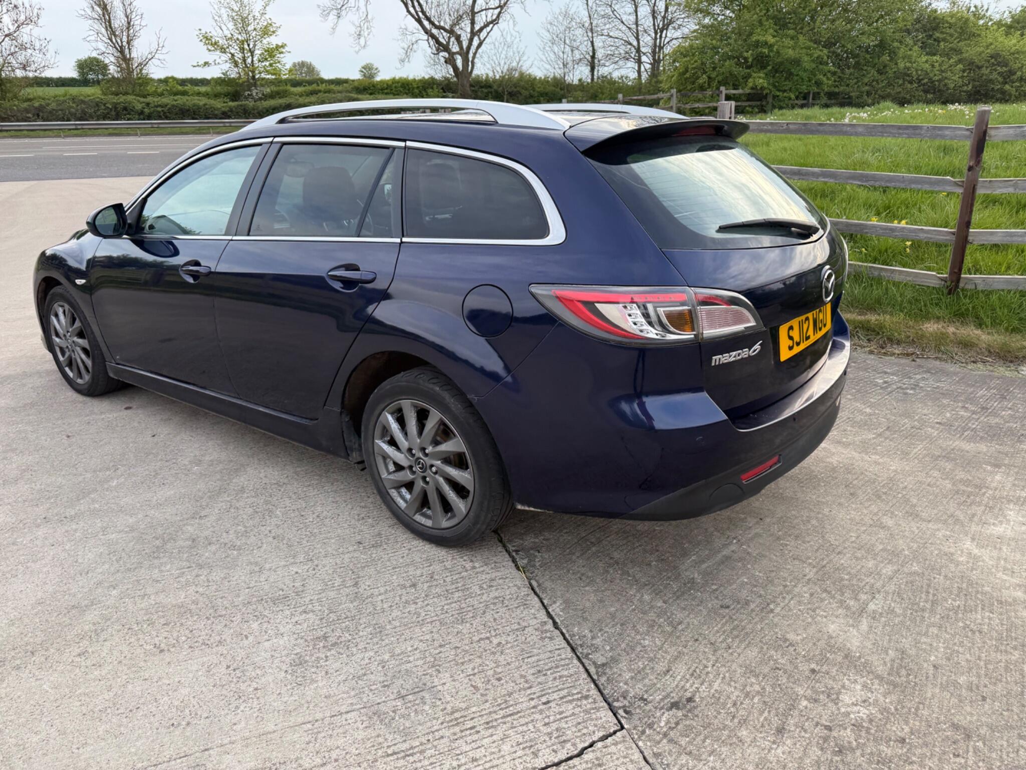 Mazda Mazda6 2.2d Venture Euro 5 5dr — photo 12 of 86