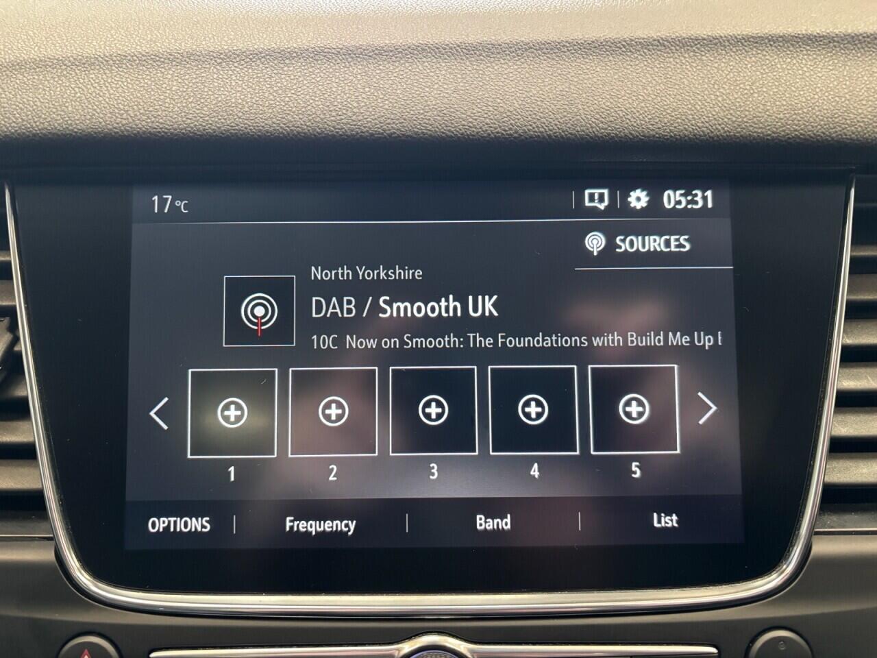 Vauxhall Grandland X view 30
