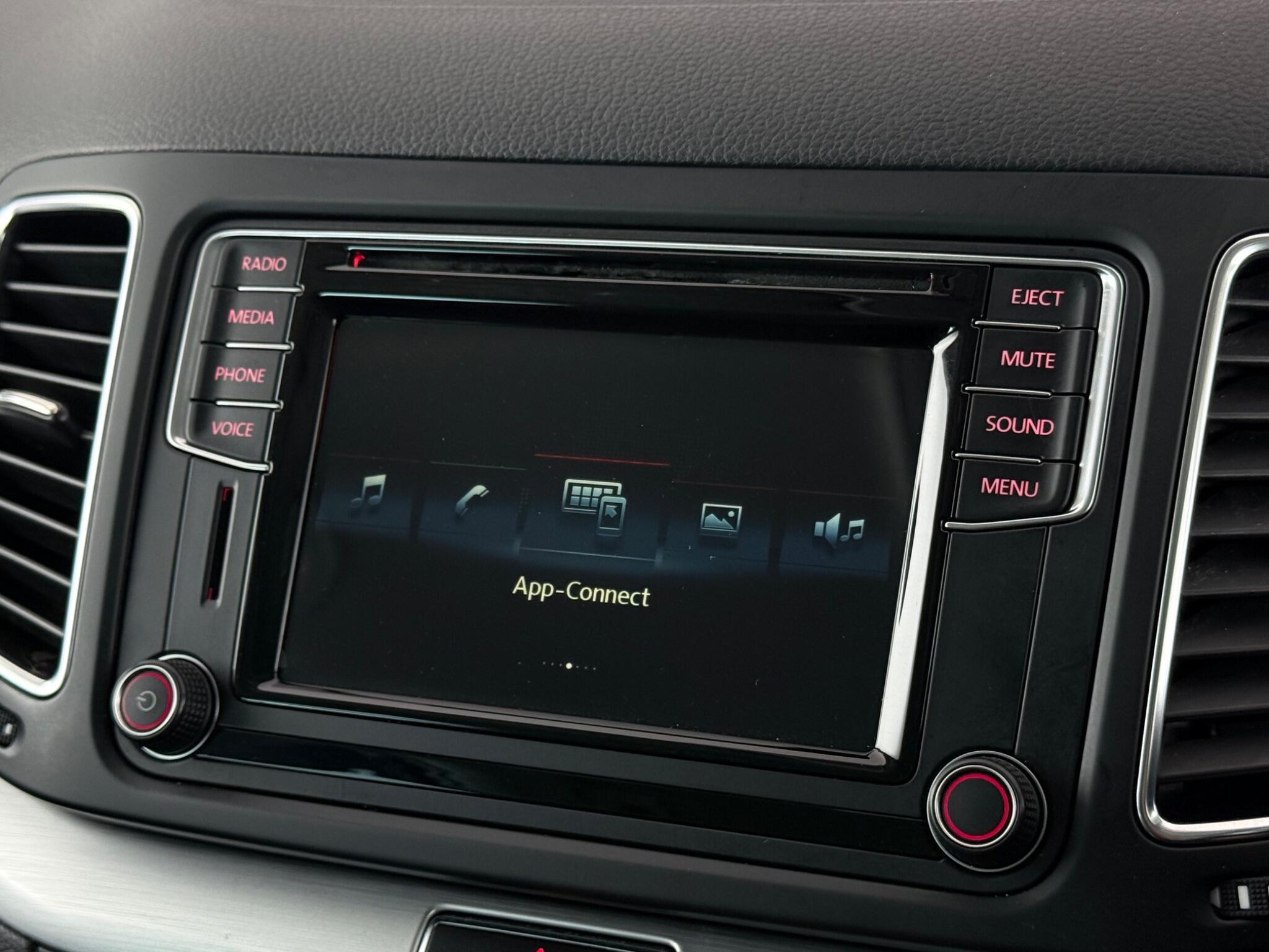 Volkswagen Sharan view 25