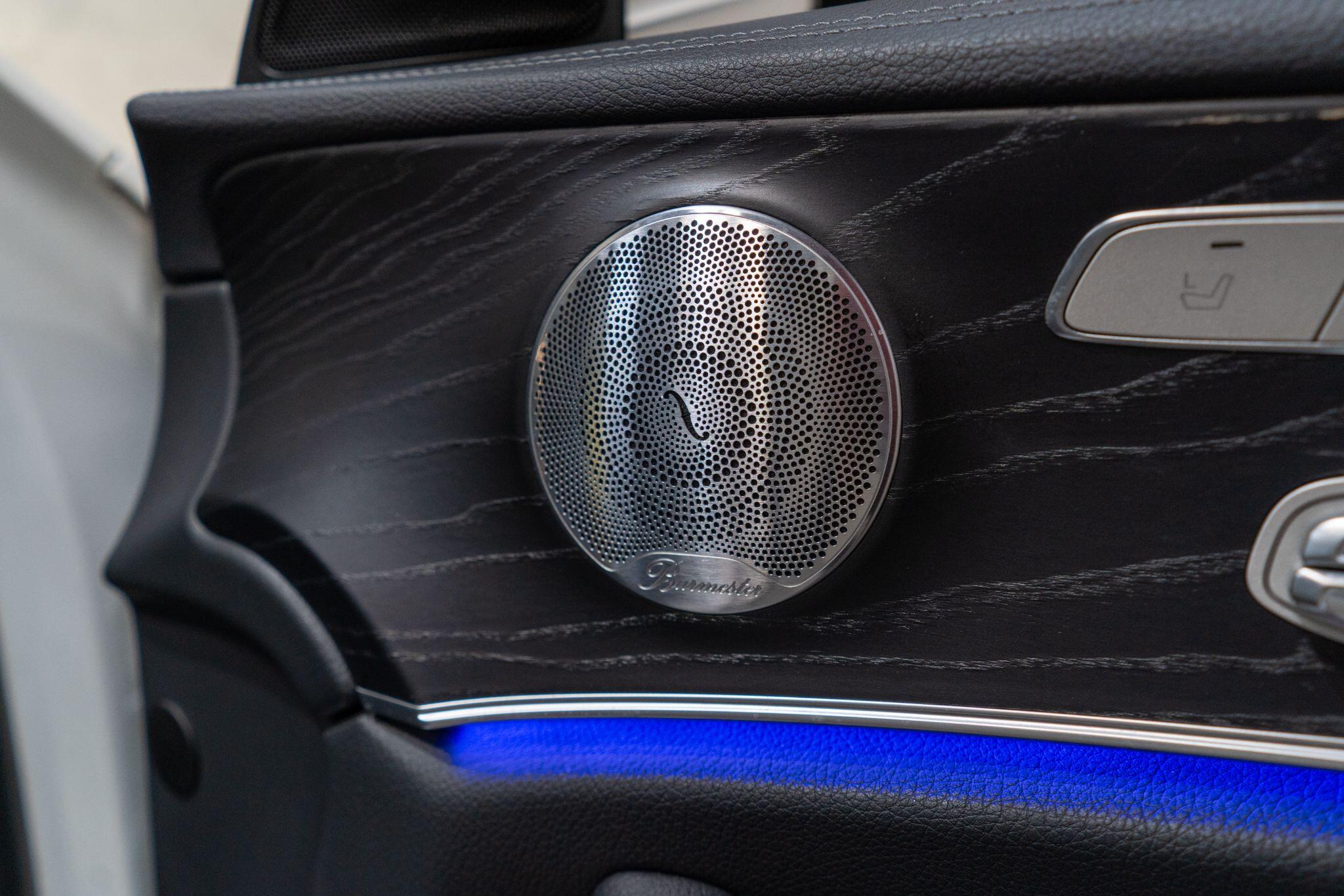 Mercedes-Benz E-Class view 42