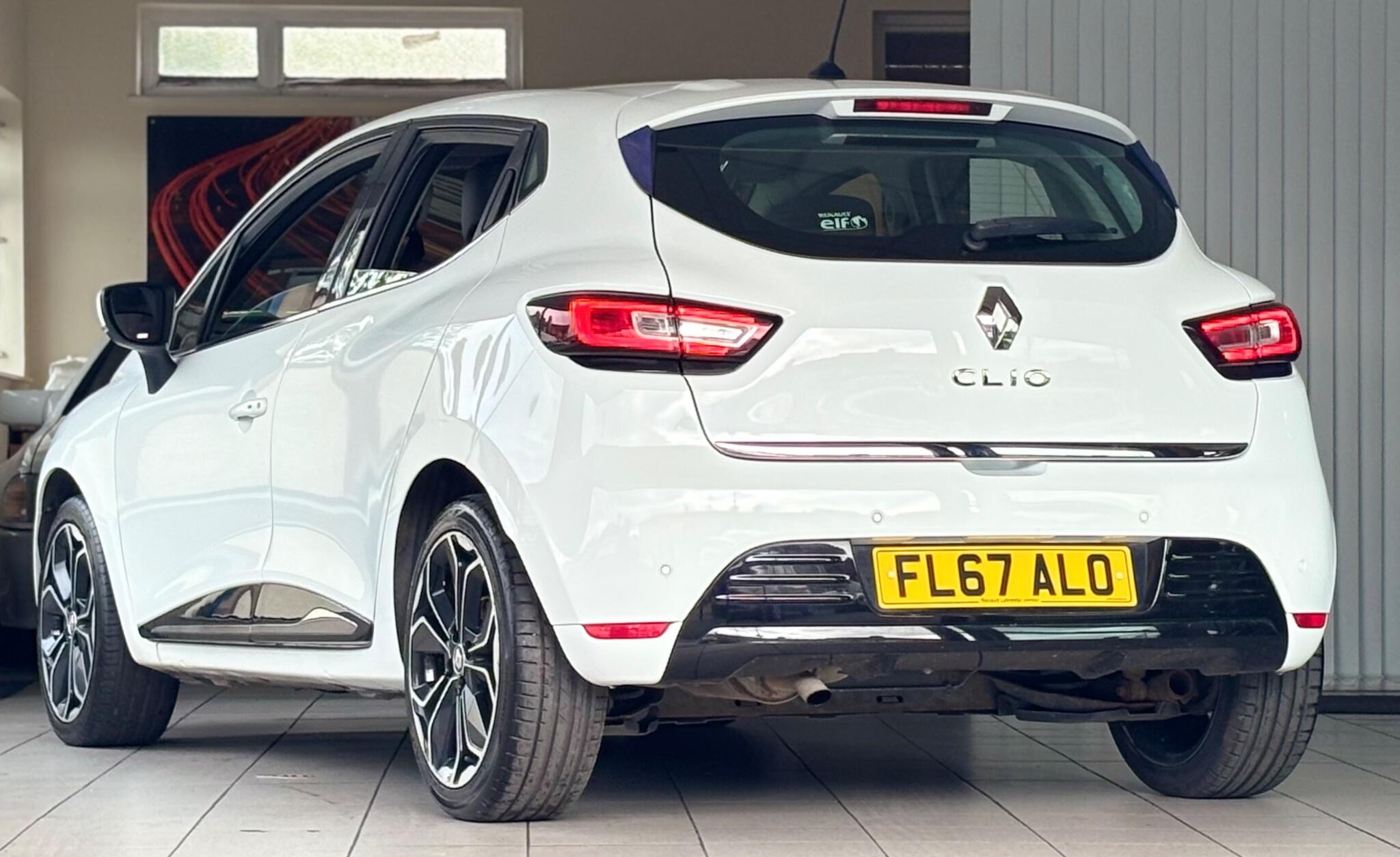 Renault Clio view 4