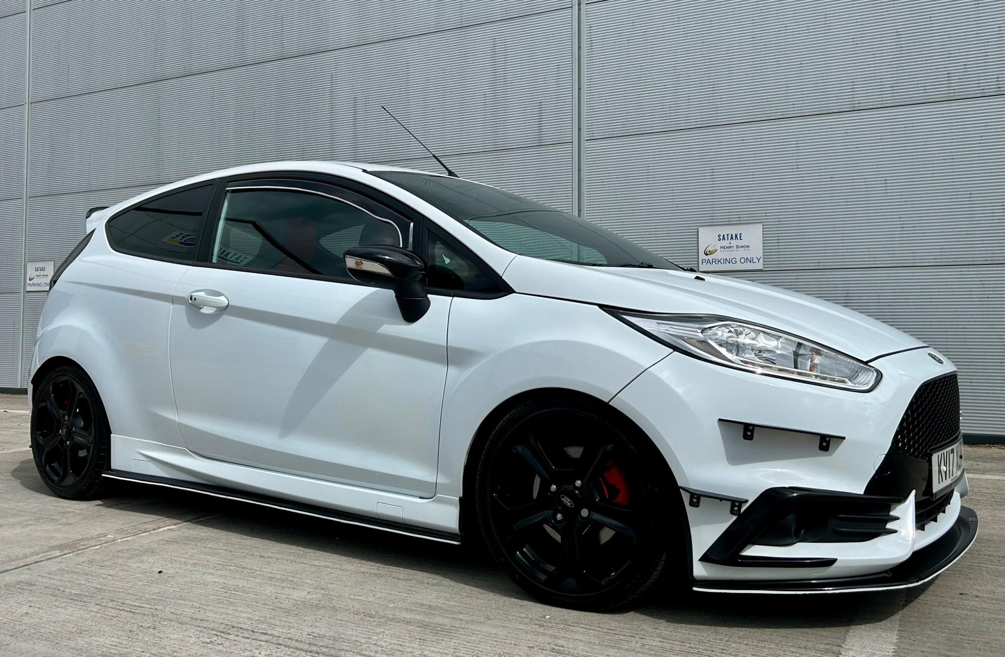 2017 Ford Fiesta in White for sale