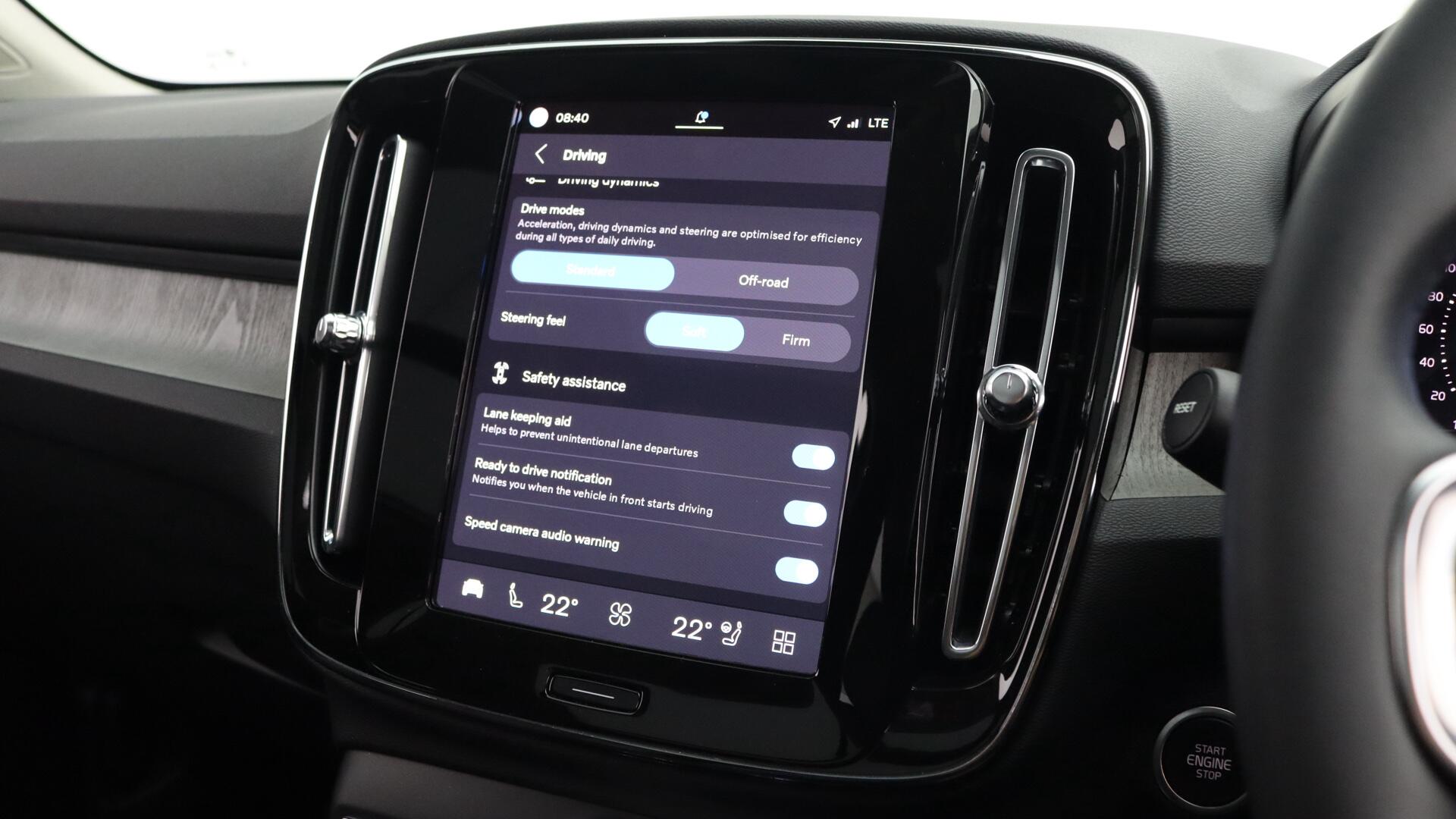 Volvo XC40 view 41