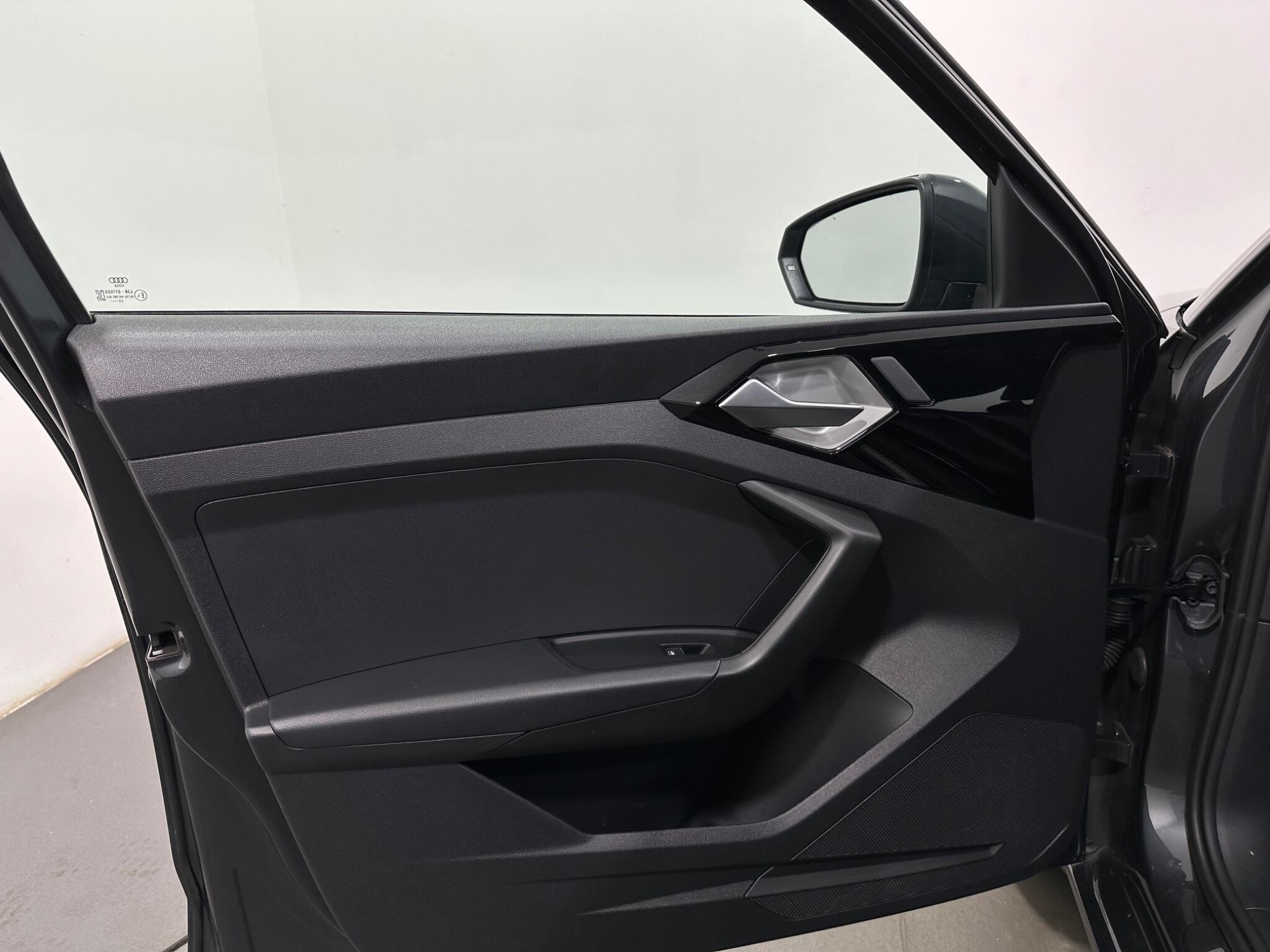 Audi A1 view 35