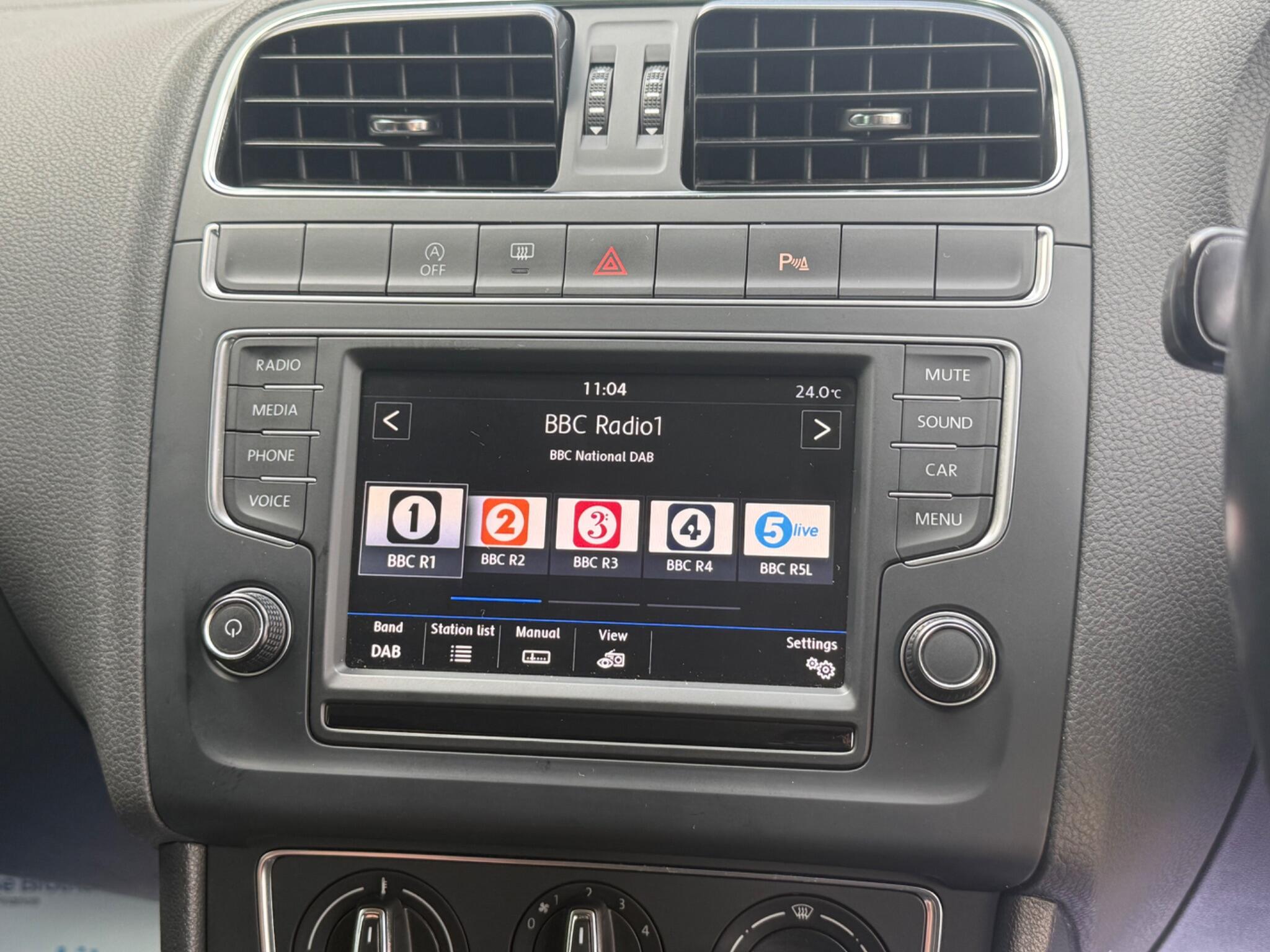 Volkswagen Polo view 30