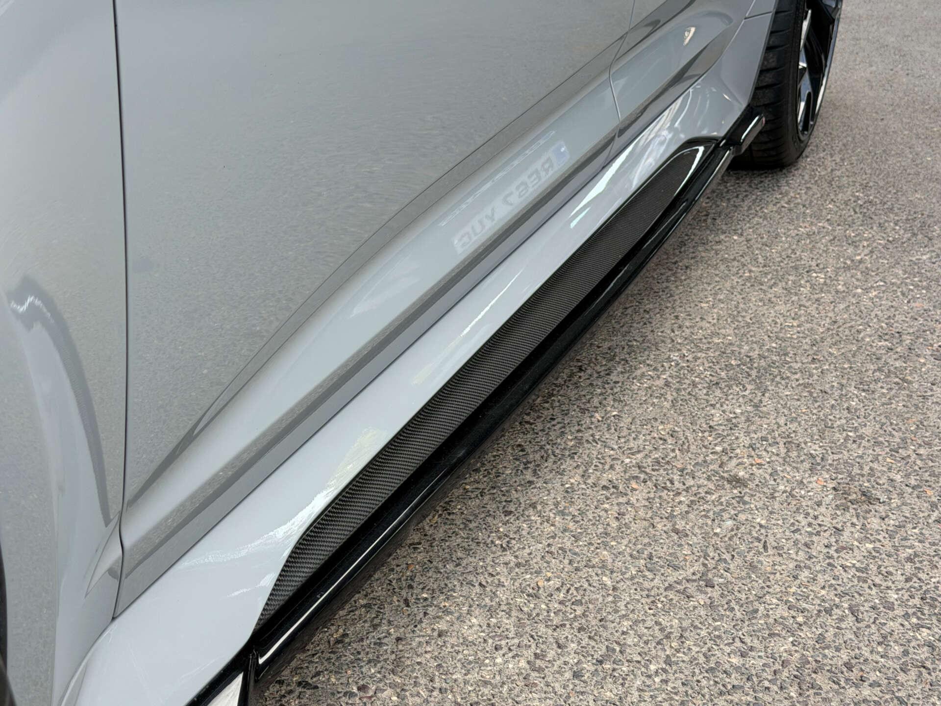 Audi RS6 Avant view 52