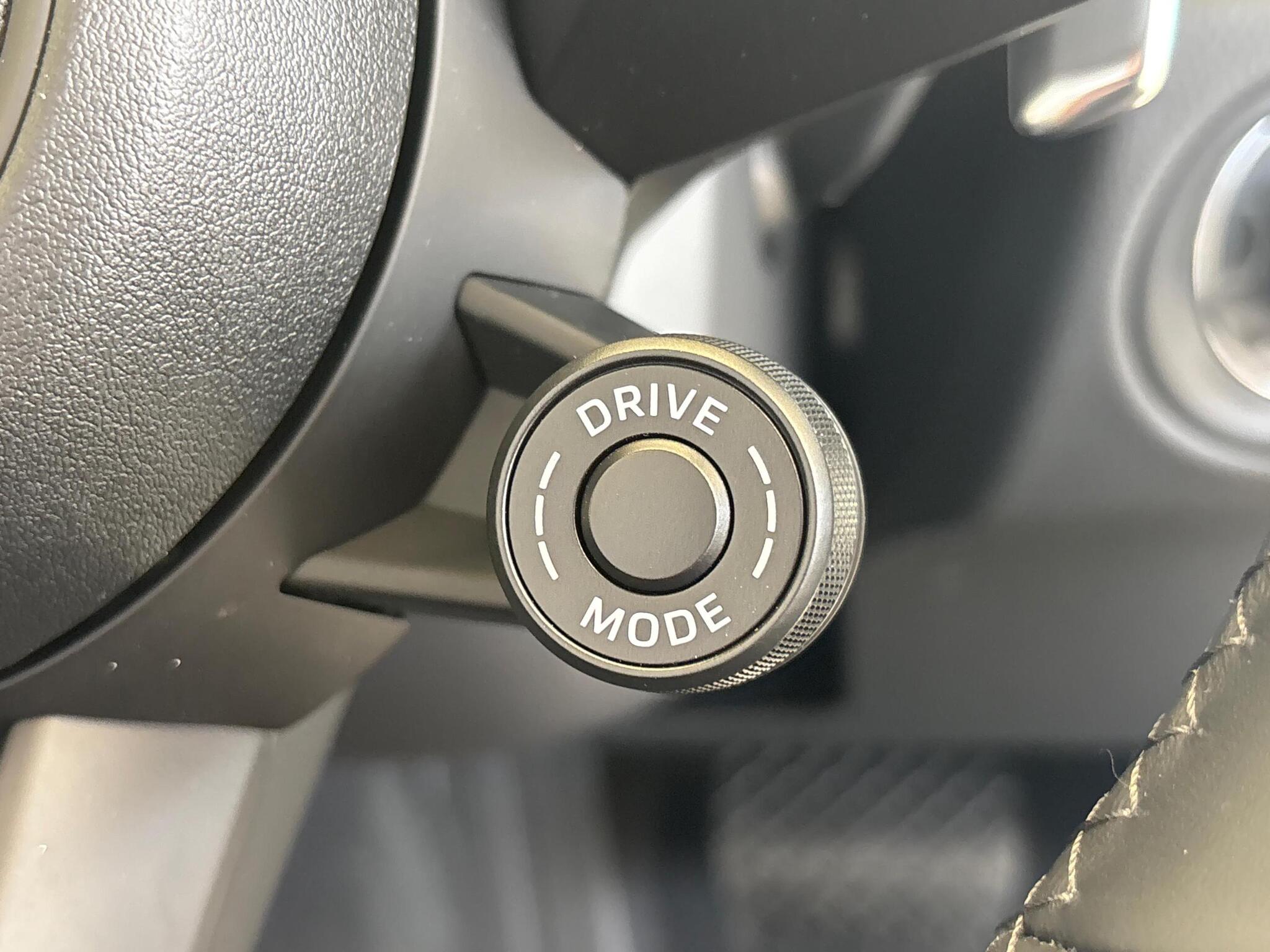 Porsche Macan view 40
