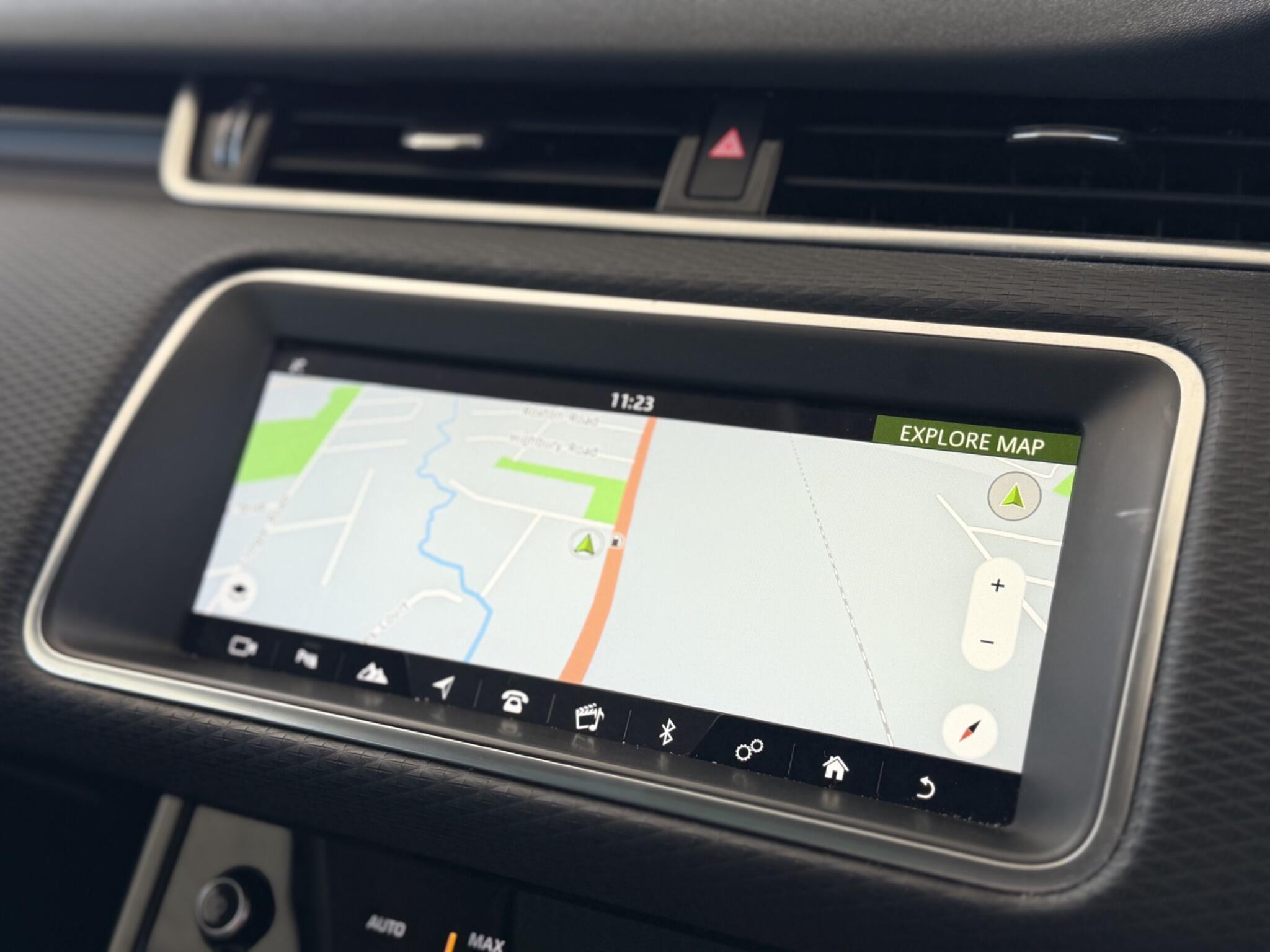 Land Rover Range Rover Evoque view 32