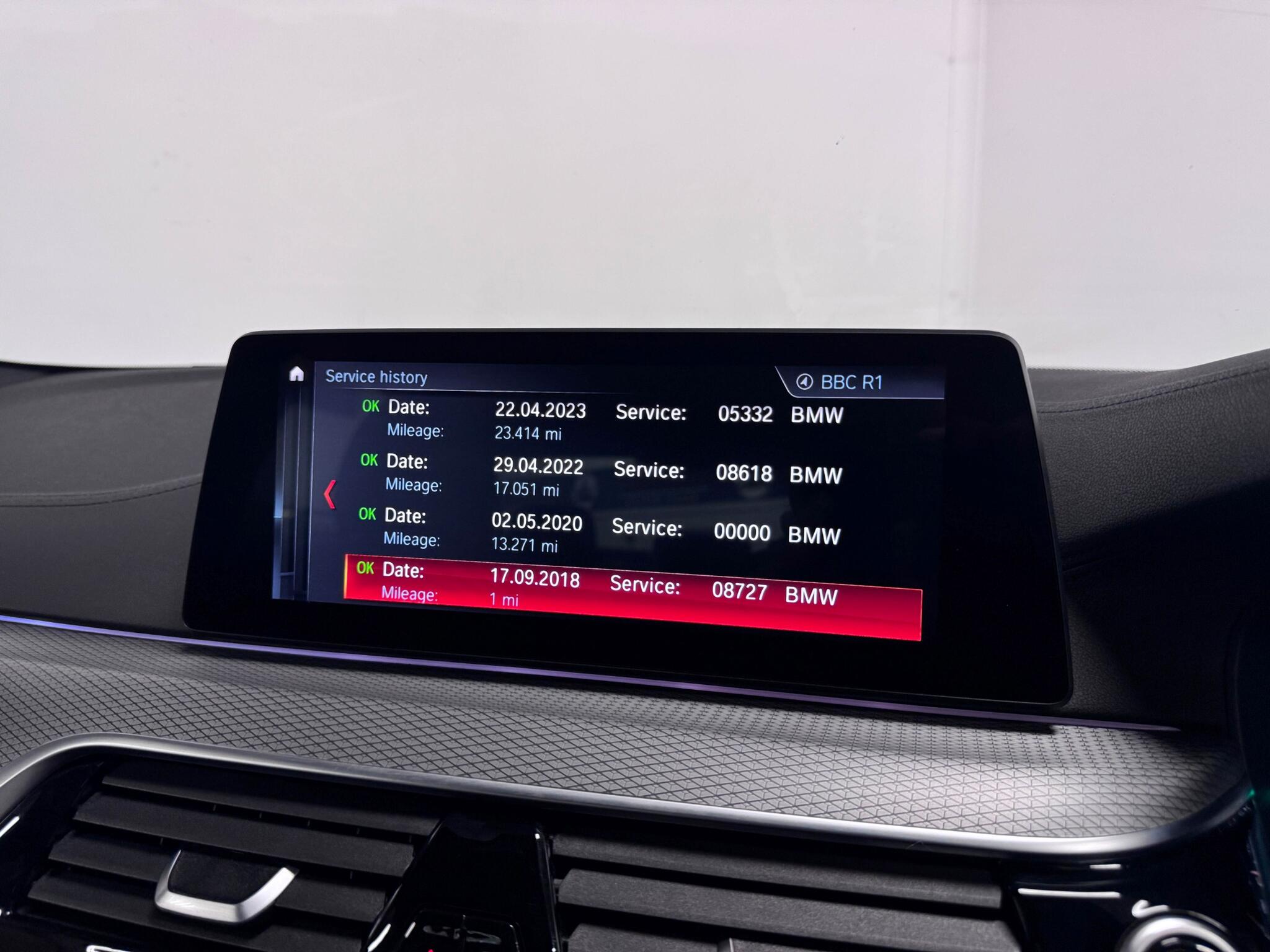 BMW 5 Series view 48
