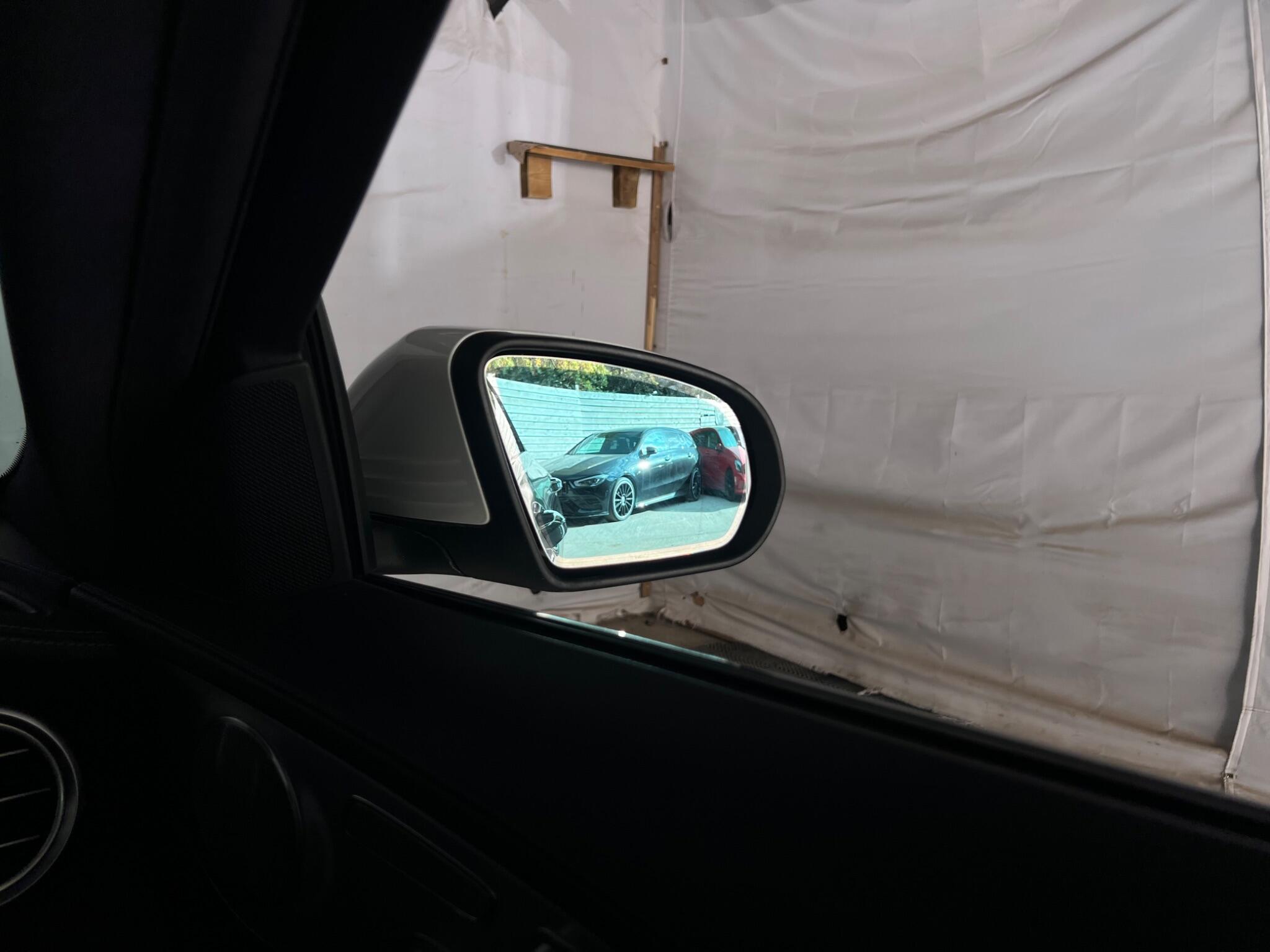 Mercedes-Benz C Class view 59