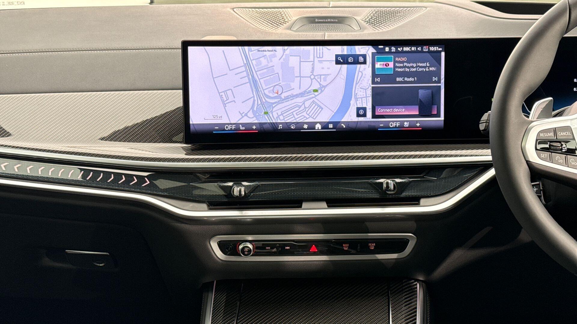 BMW X5 view 8