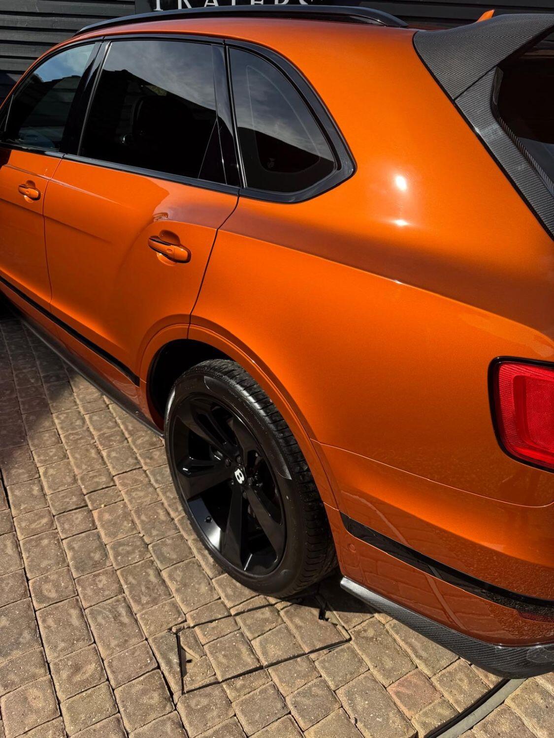 Bentley Bentayga view 26