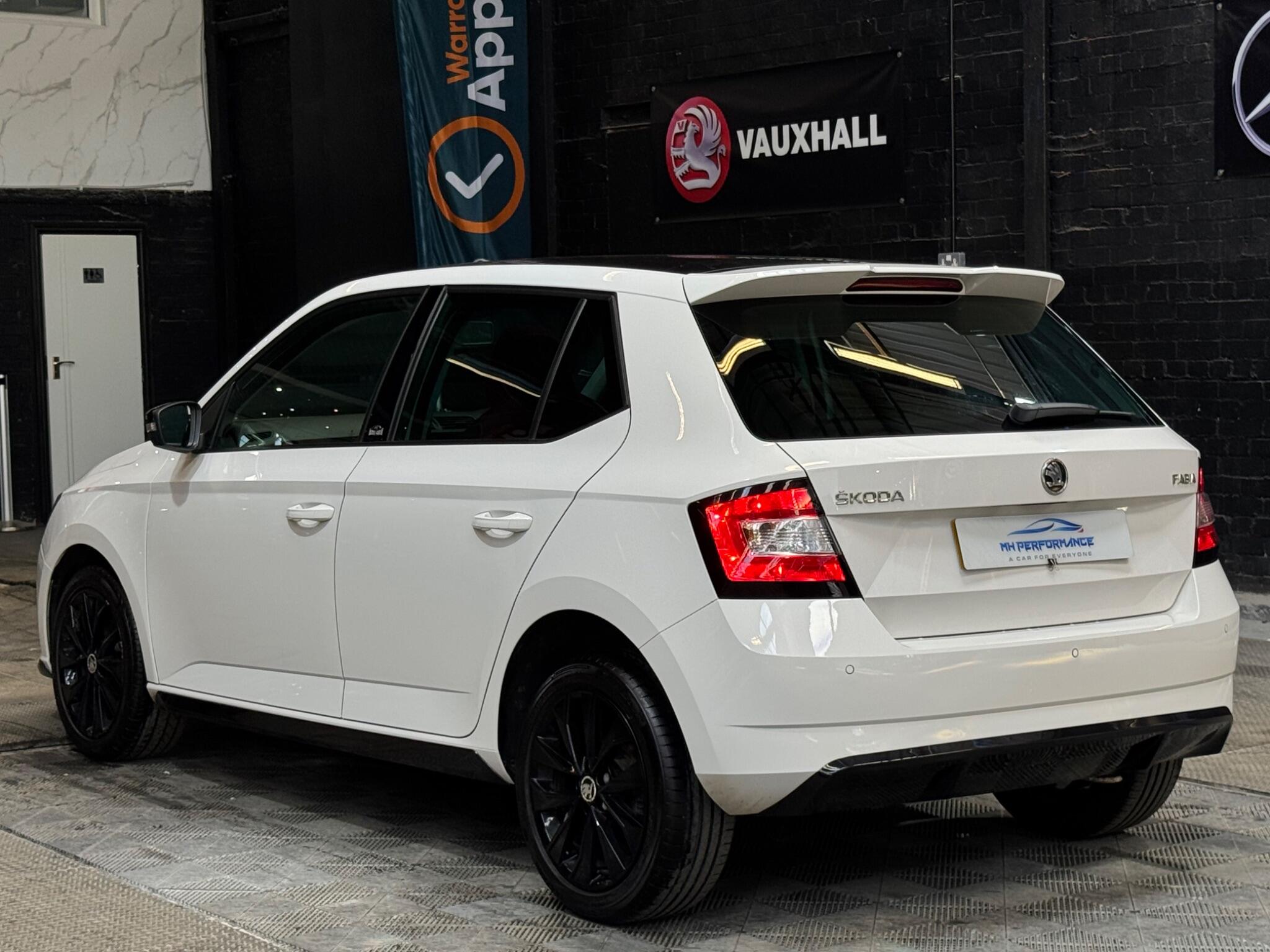 Skoda Fabia view 58