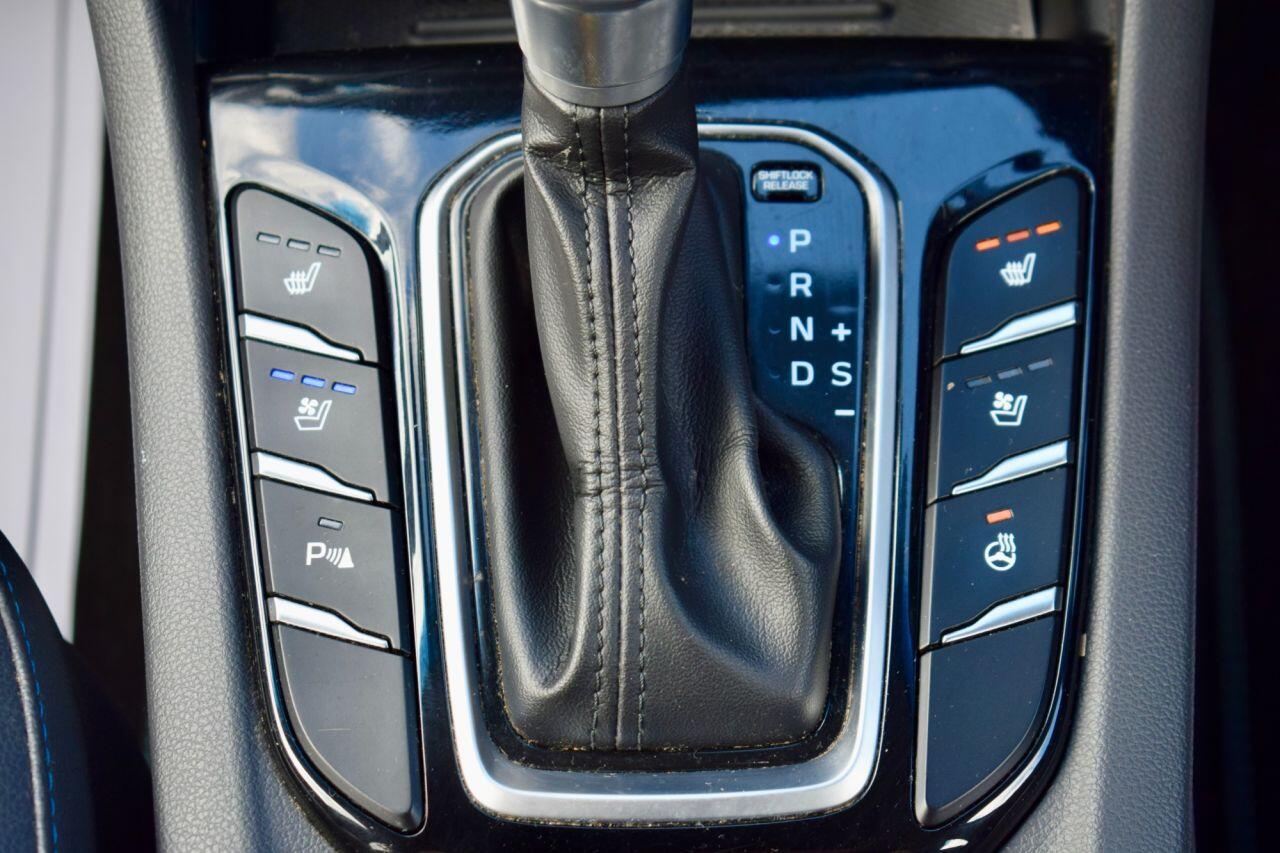 Hyundai Ioniq view 59