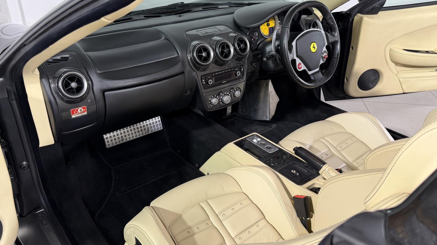 Ferrari F430 view 12