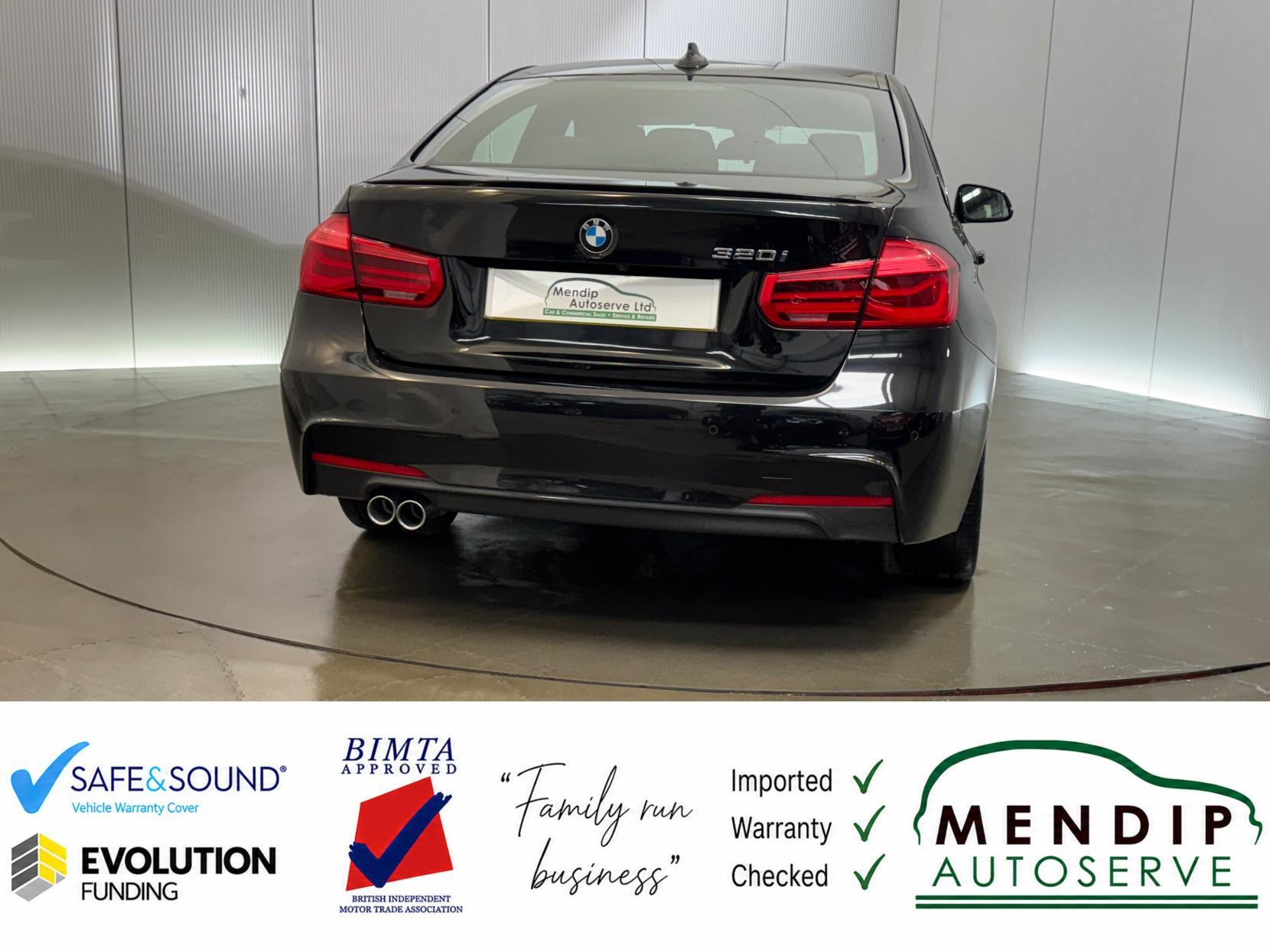 BMW 3 Series view 21