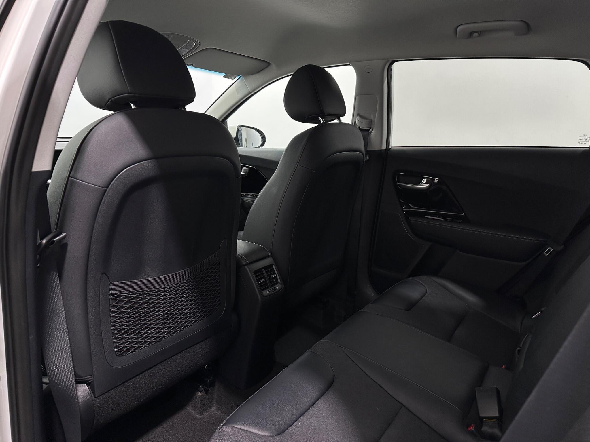 Kia Niro view 37