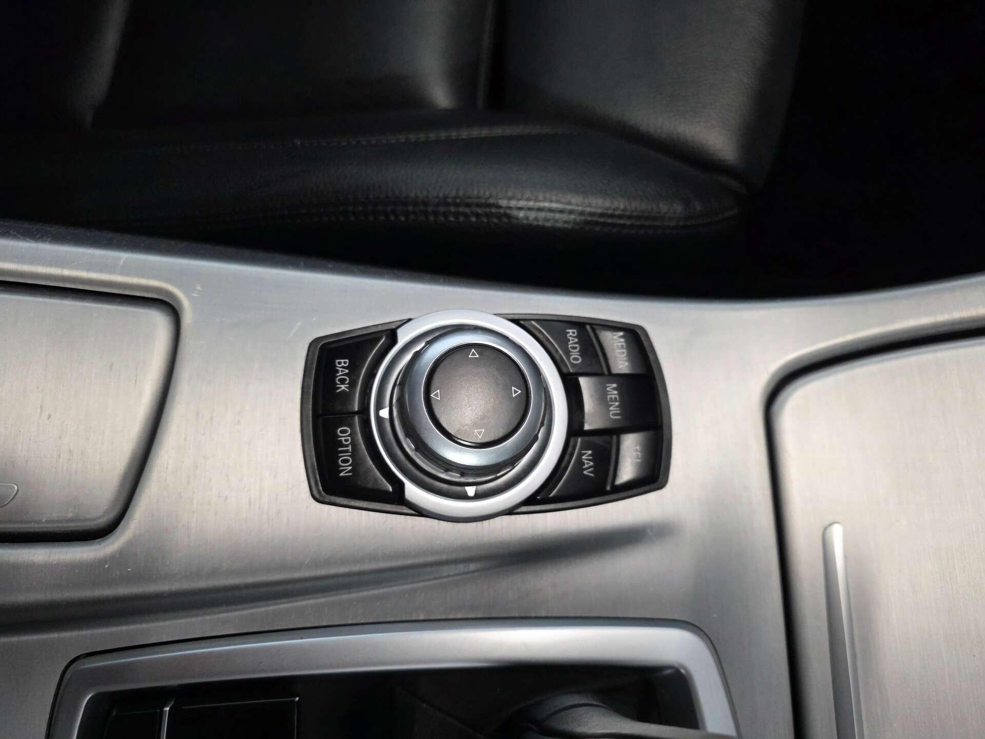 BMW 5 Series view 31