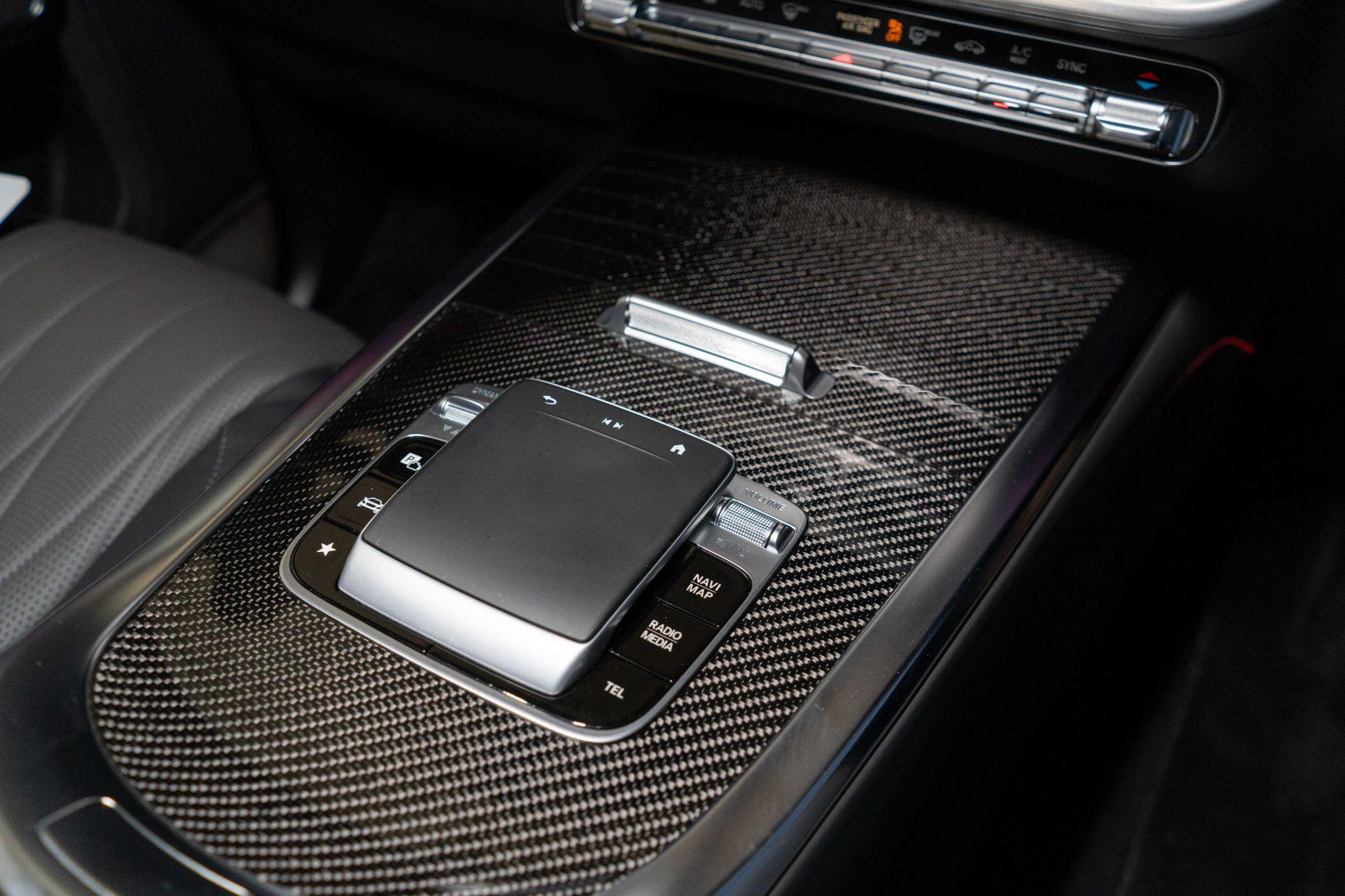 Mercedes-Benz G-Class view 19