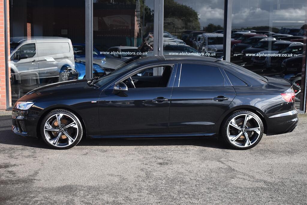 Audi A4 view 15