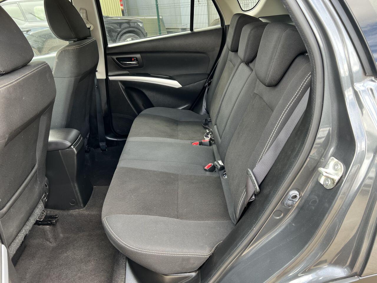 Suzuki SX4 S-Cross view 24