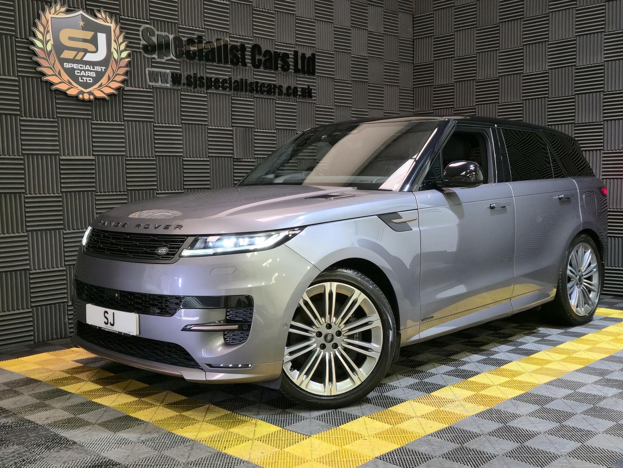 Land Rover Range Rover Sport view 9