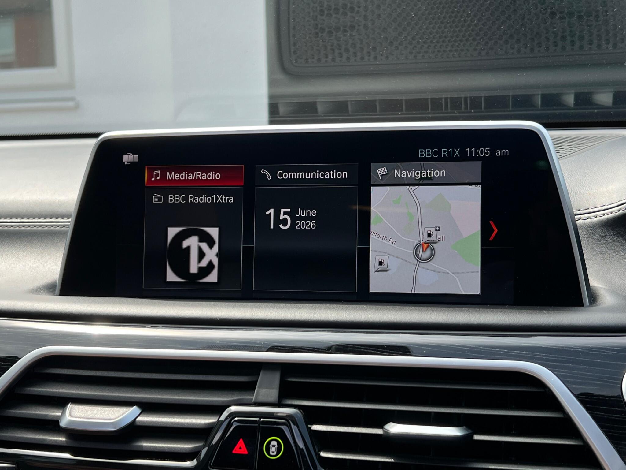BMW 7 Series view 58