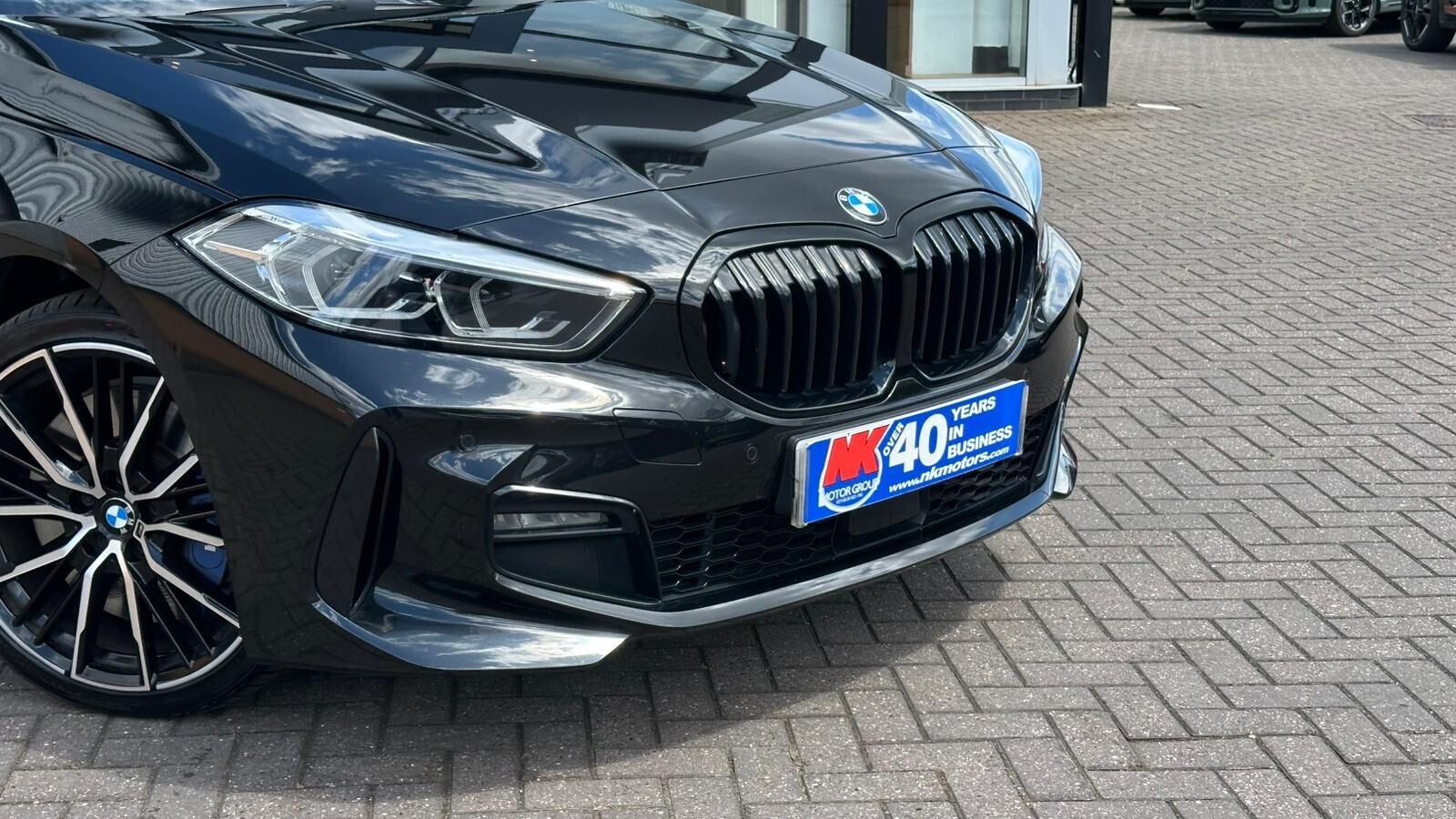 BMW 1 Series view 2