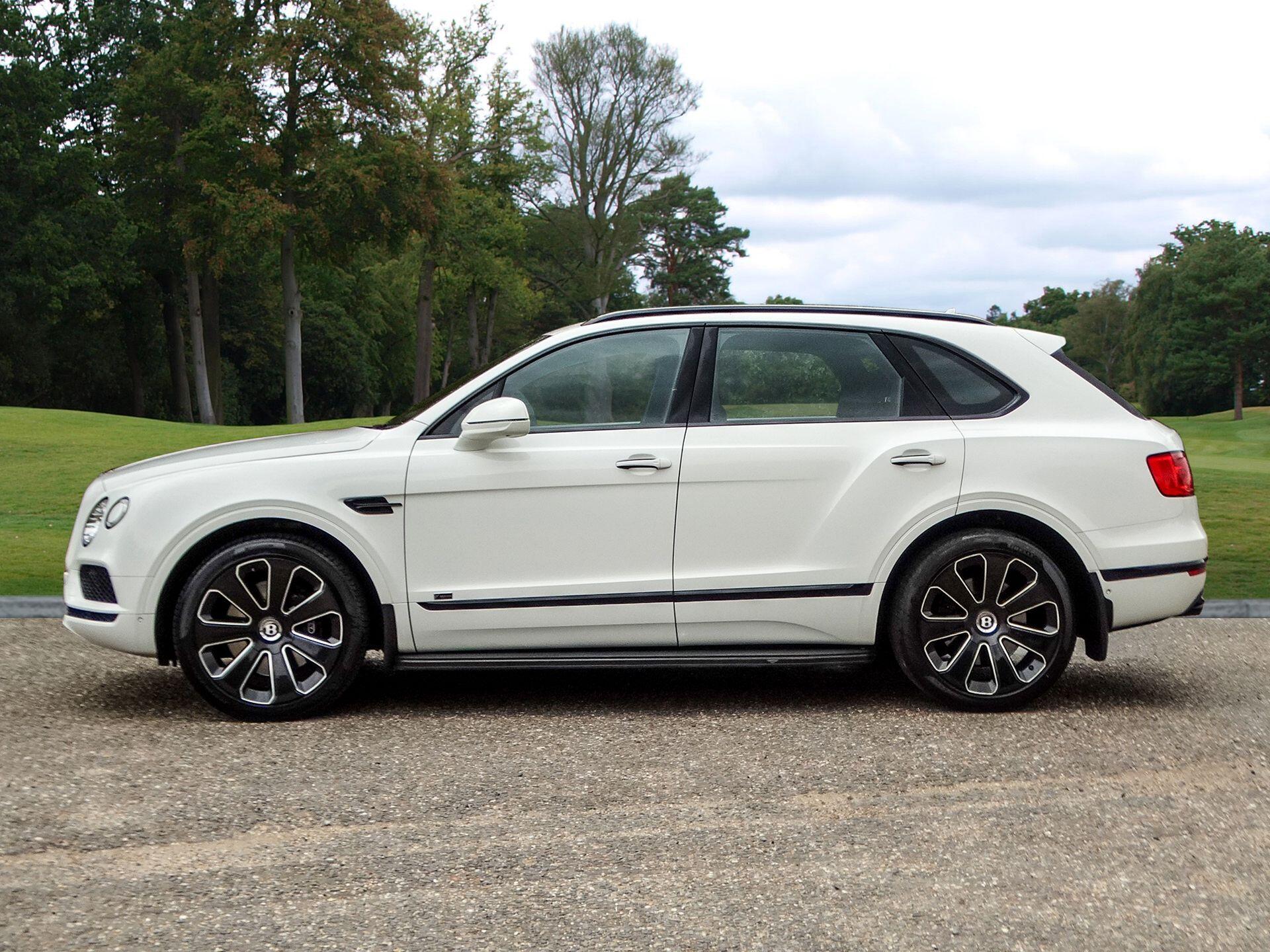 Bentley Bentayga view 2