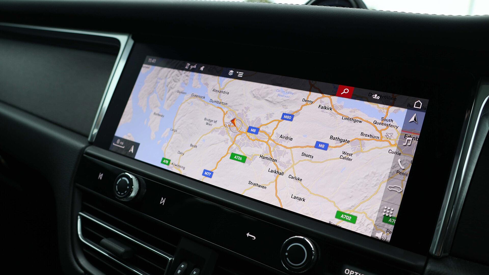 Porsche Macan view 25
