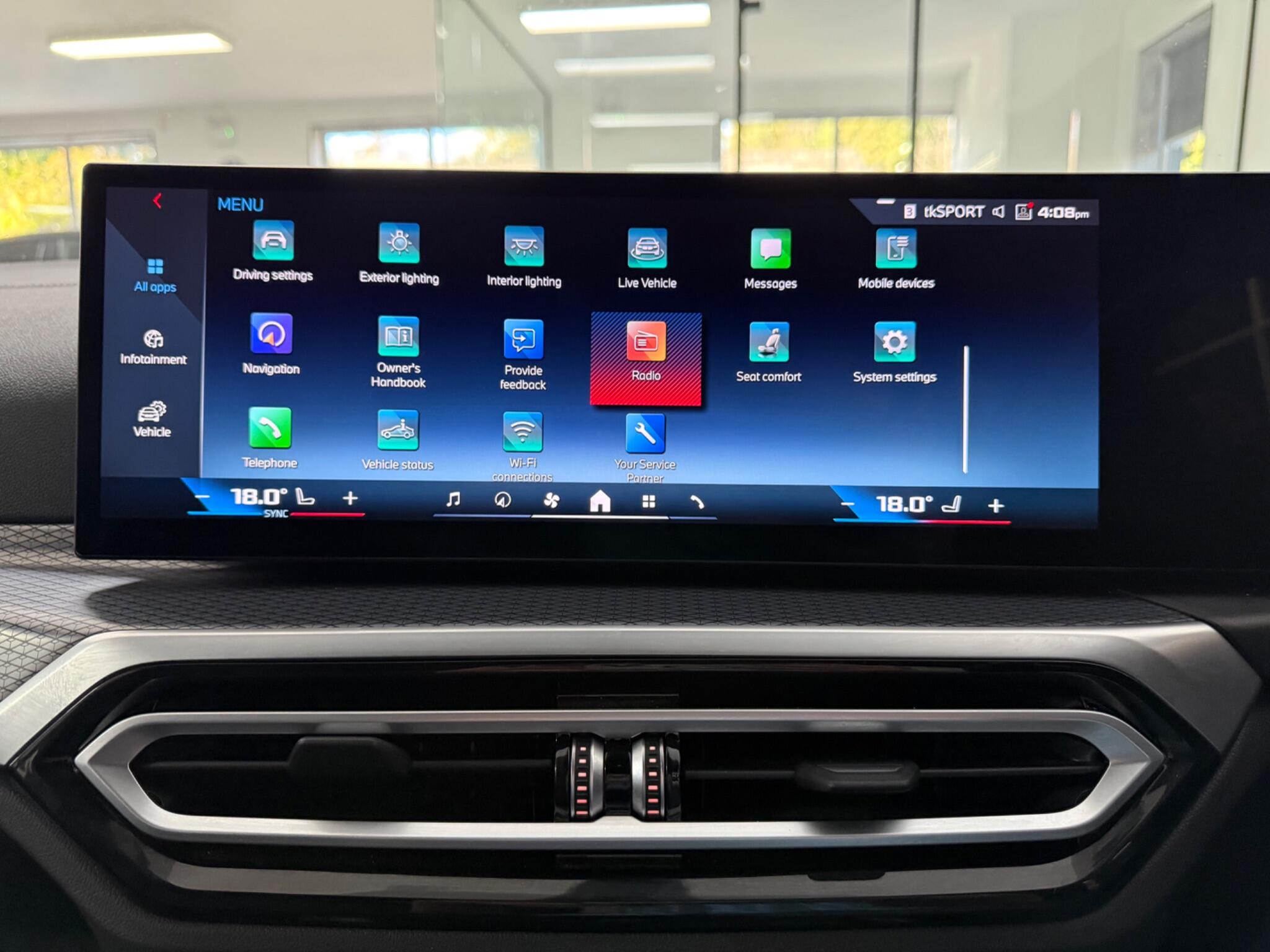 BMW i4 view 15