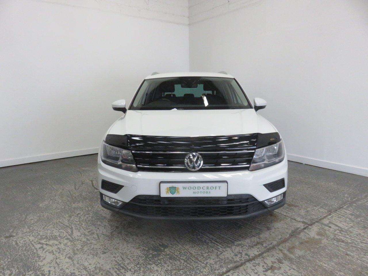Volkswagen Tiguan view 13