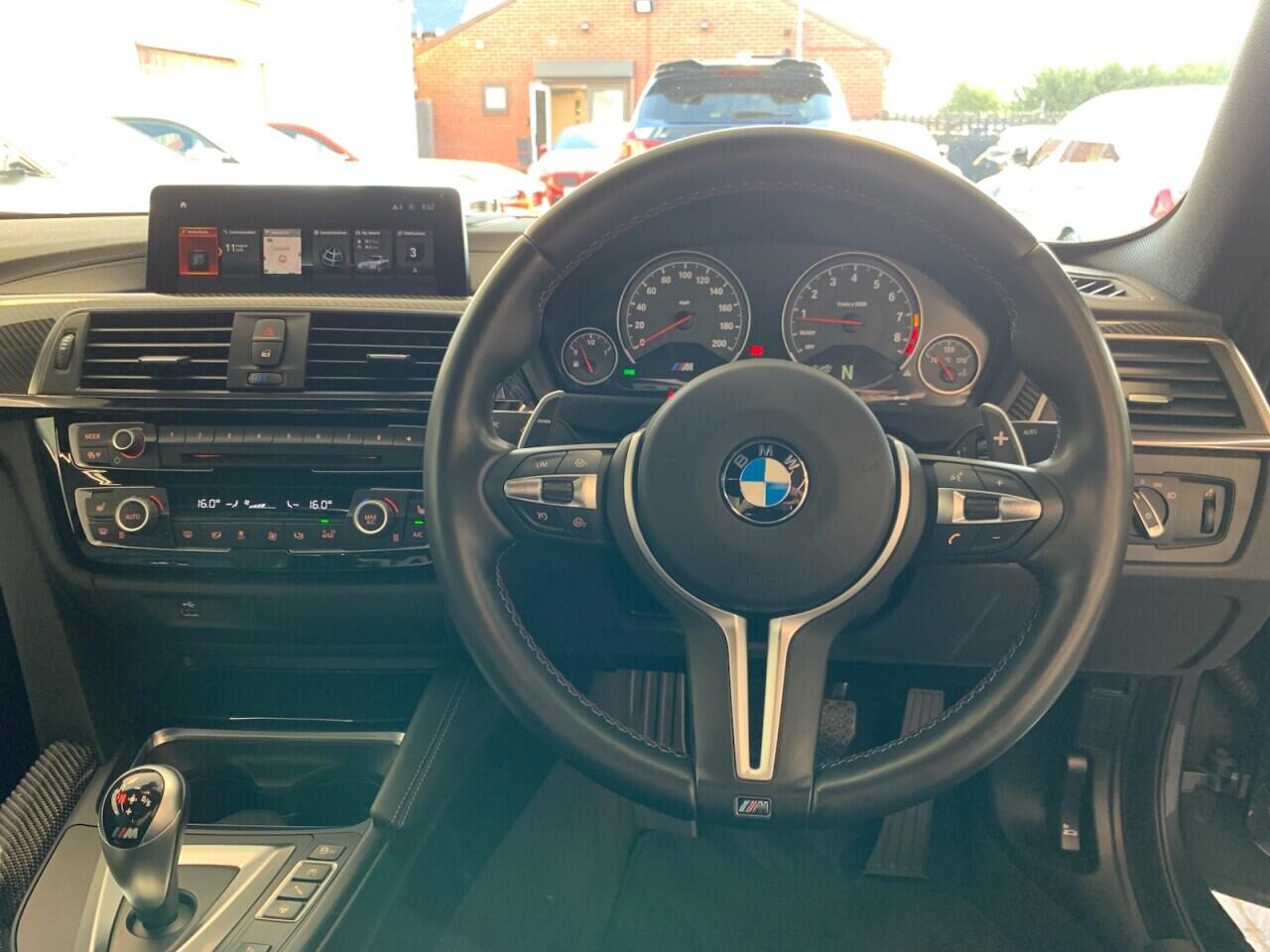 BMW M4 view 29
