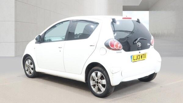 Toyota Aygo view 3