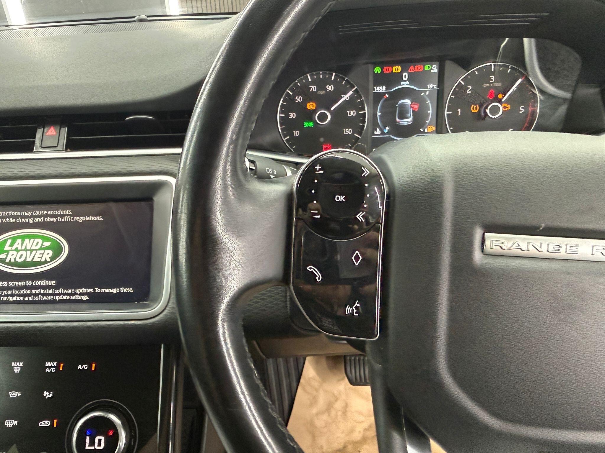 Land Rover Range Rover Evoque view 29
