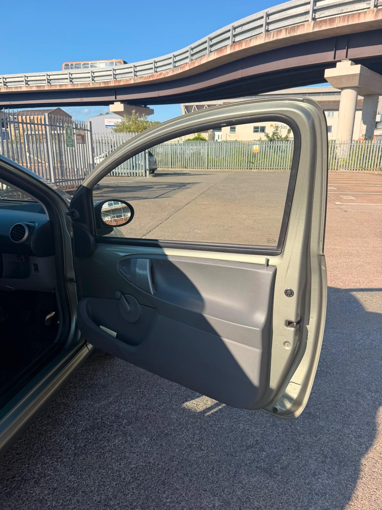 Citroen C1 view 26