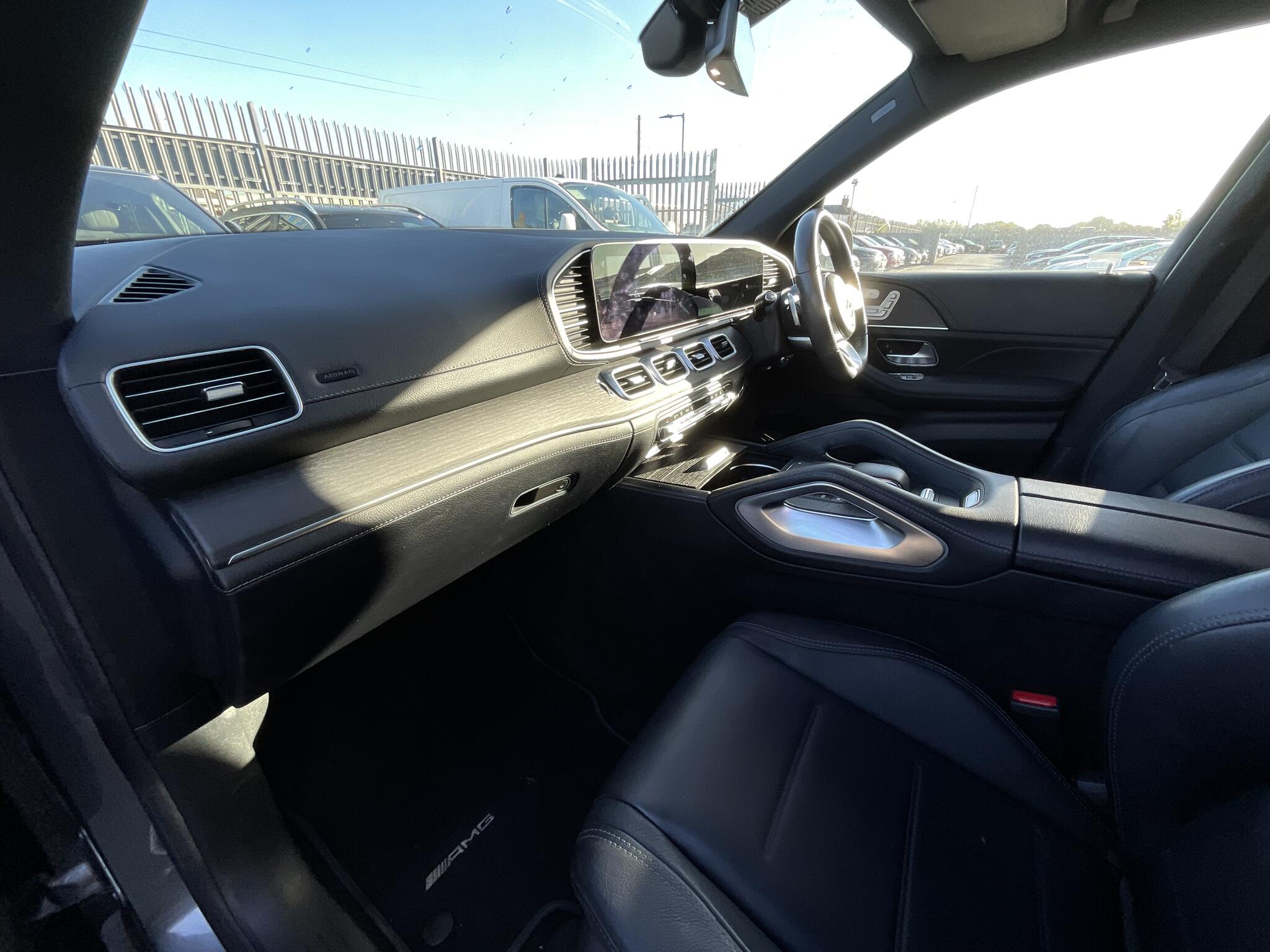 Mercedes-Benz Gle view 16