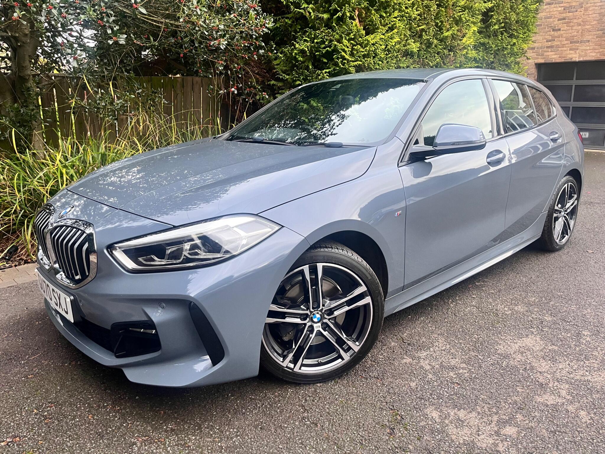 BMW 1 Series view 3