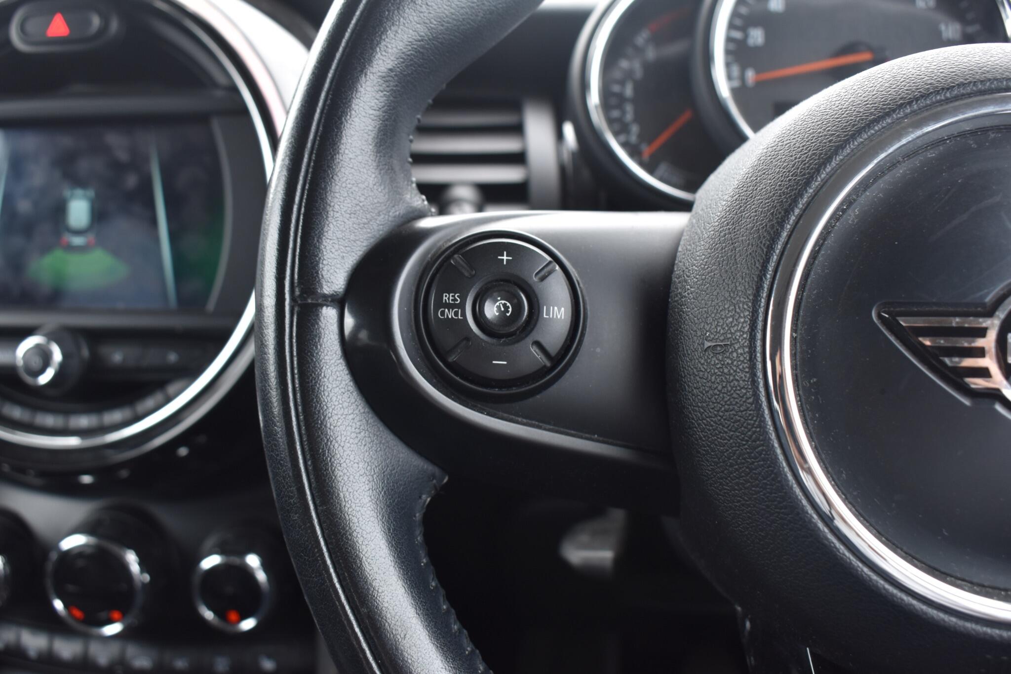 Hatch - 1.5 Cooper Euro 6 (s/s) 5dr - Image 17