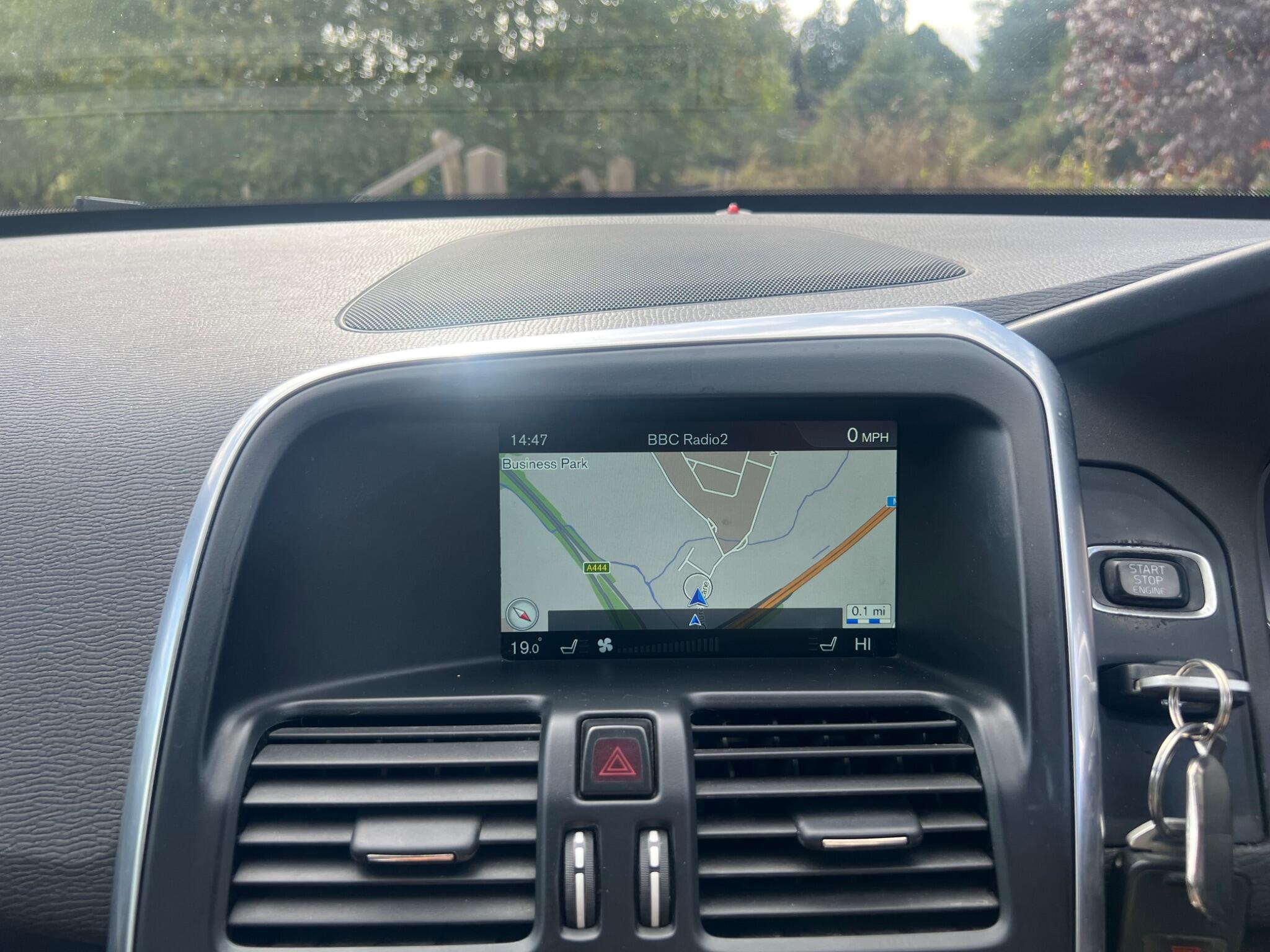 Volvo XC60 view 29