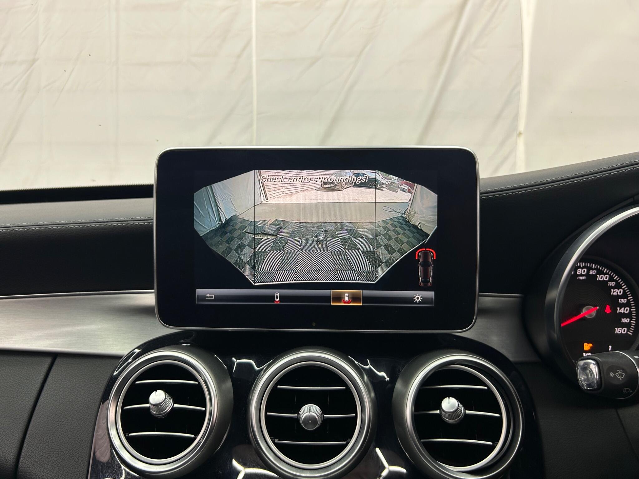 Mercedes-Benz C Class view 43