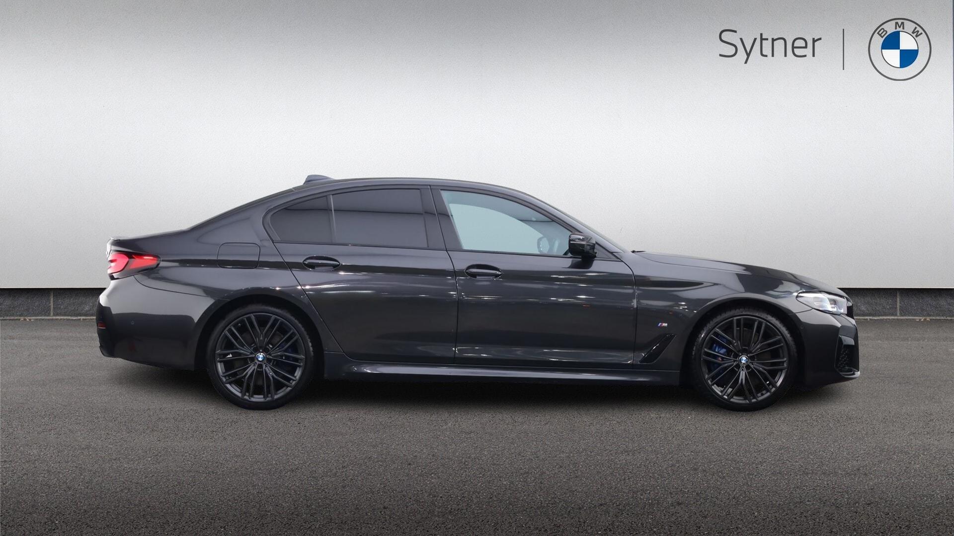 BMW 5 Series view 3