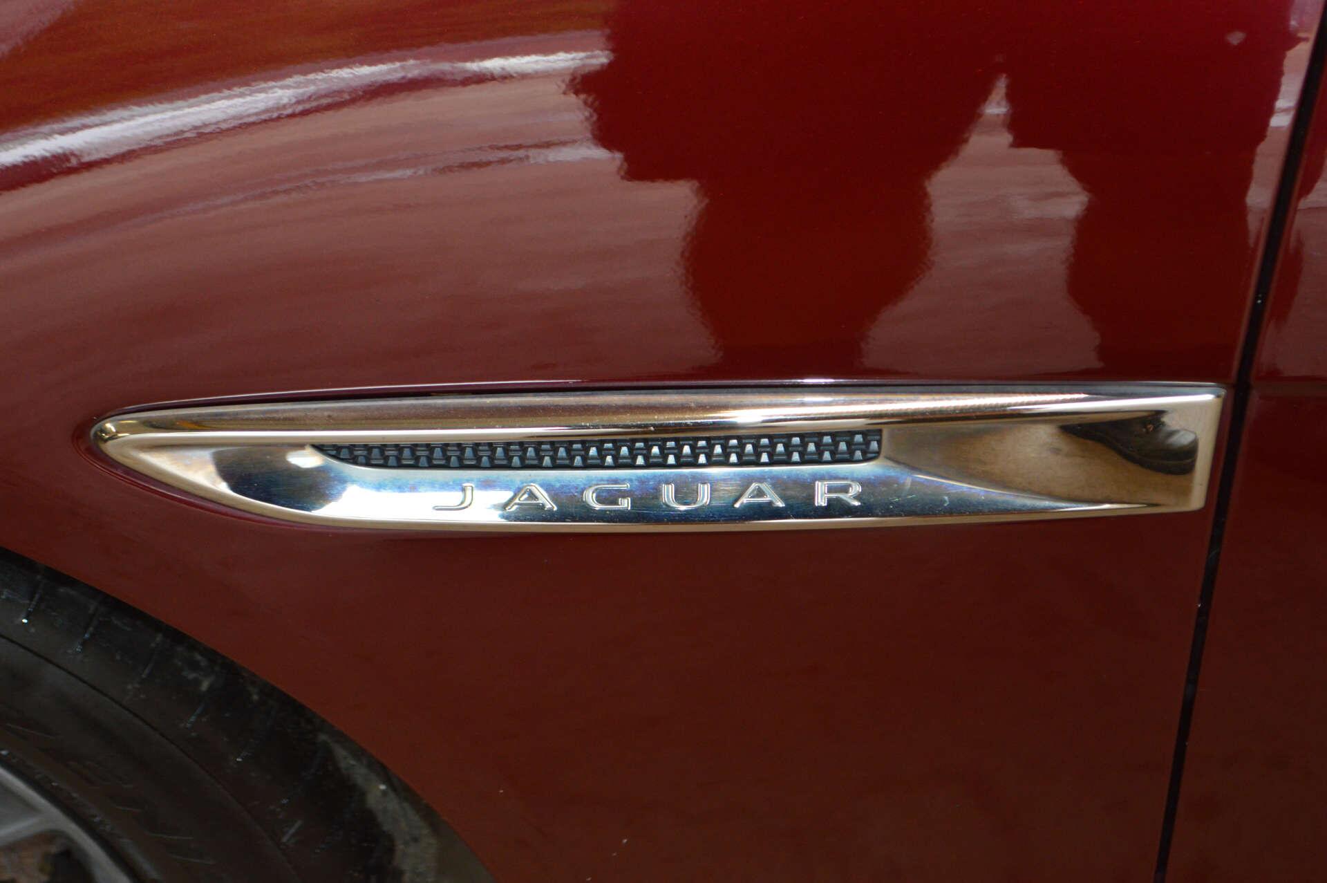 Jaguar Xe view 46