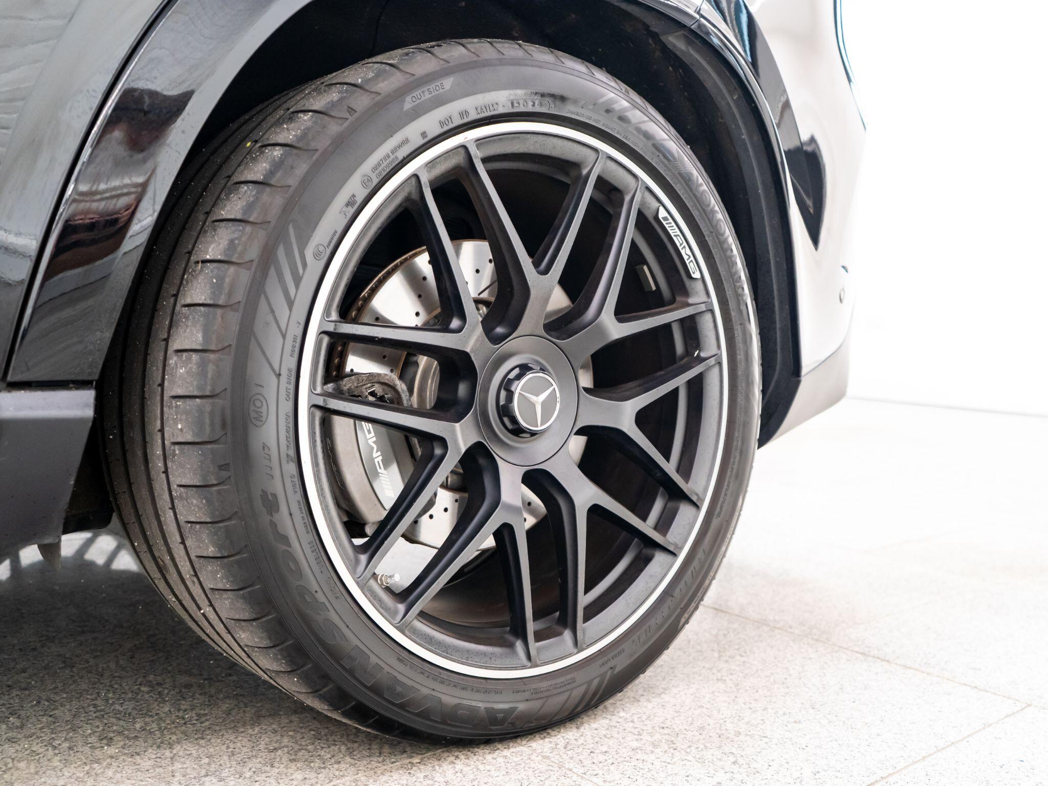 Mercedes-Benz GLE view 26